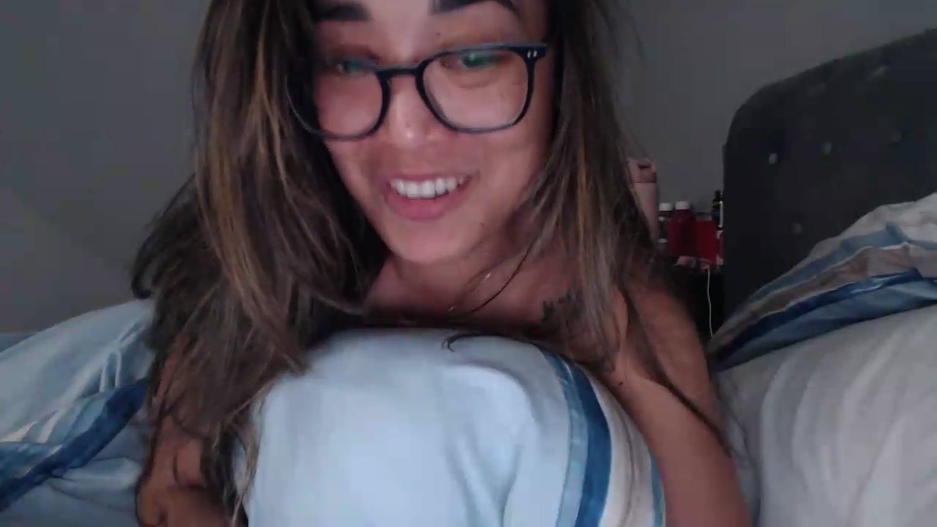 Gallery image thumbnail from NewKristine23's myfreecams stream on, 07/31/2026, 13:21 image 19 of 20