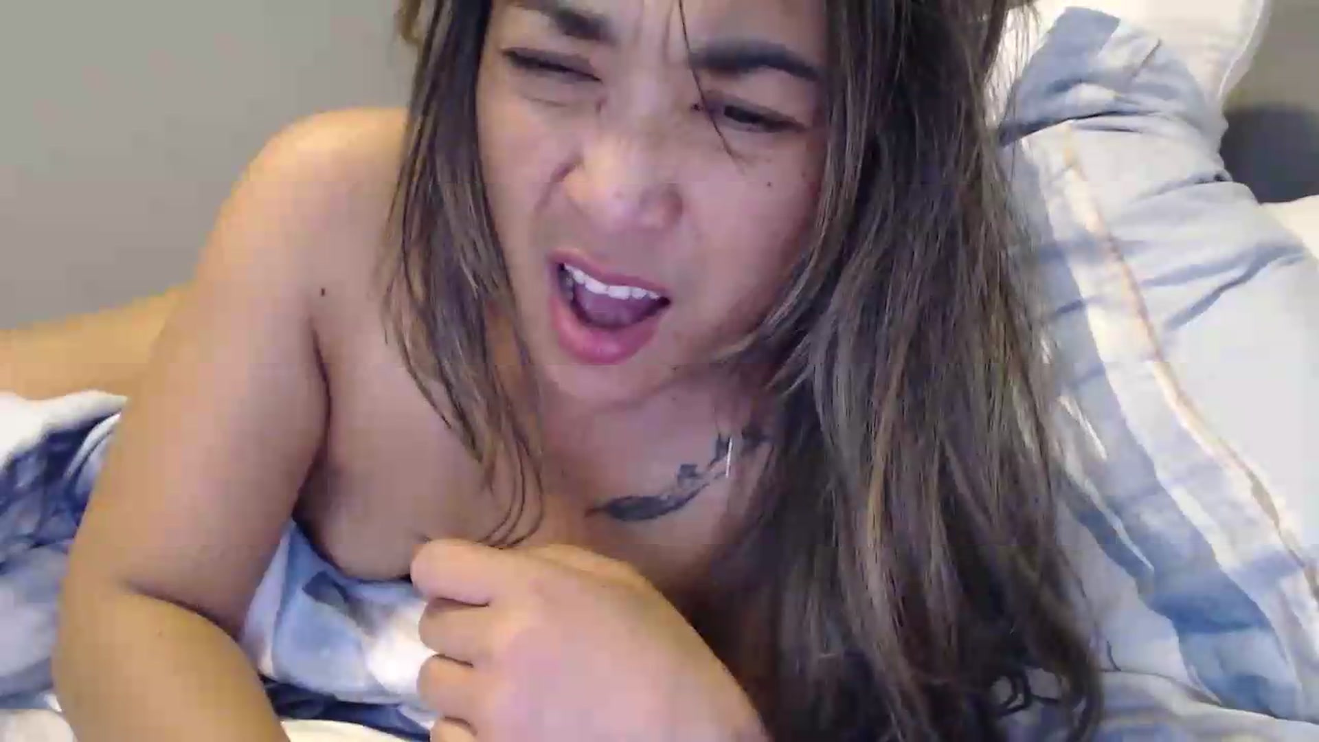 Gallery image thumbnail from NewKristine23's myfreecams stream on, 08/01/2026, 22:55 image 12 of 20