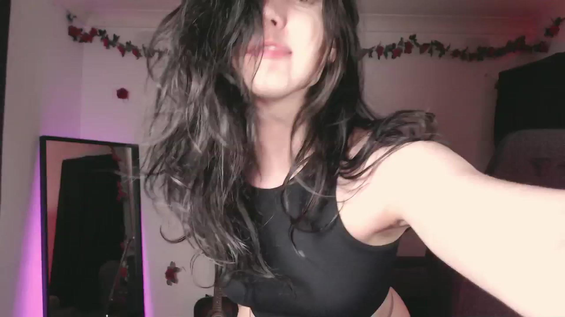 Gallery image thumbnail from NewModel's myfreecams stream on, 05/08/2024, 04:32 image 17 of 20