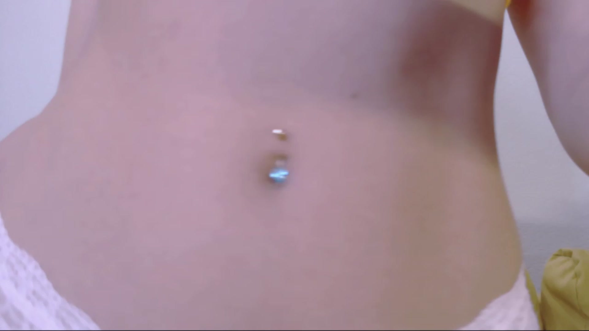 Gallery image thumbnail from NewTeen1999's myfreecams stream on, 03/11/2023, 24:02 image 18 of 20