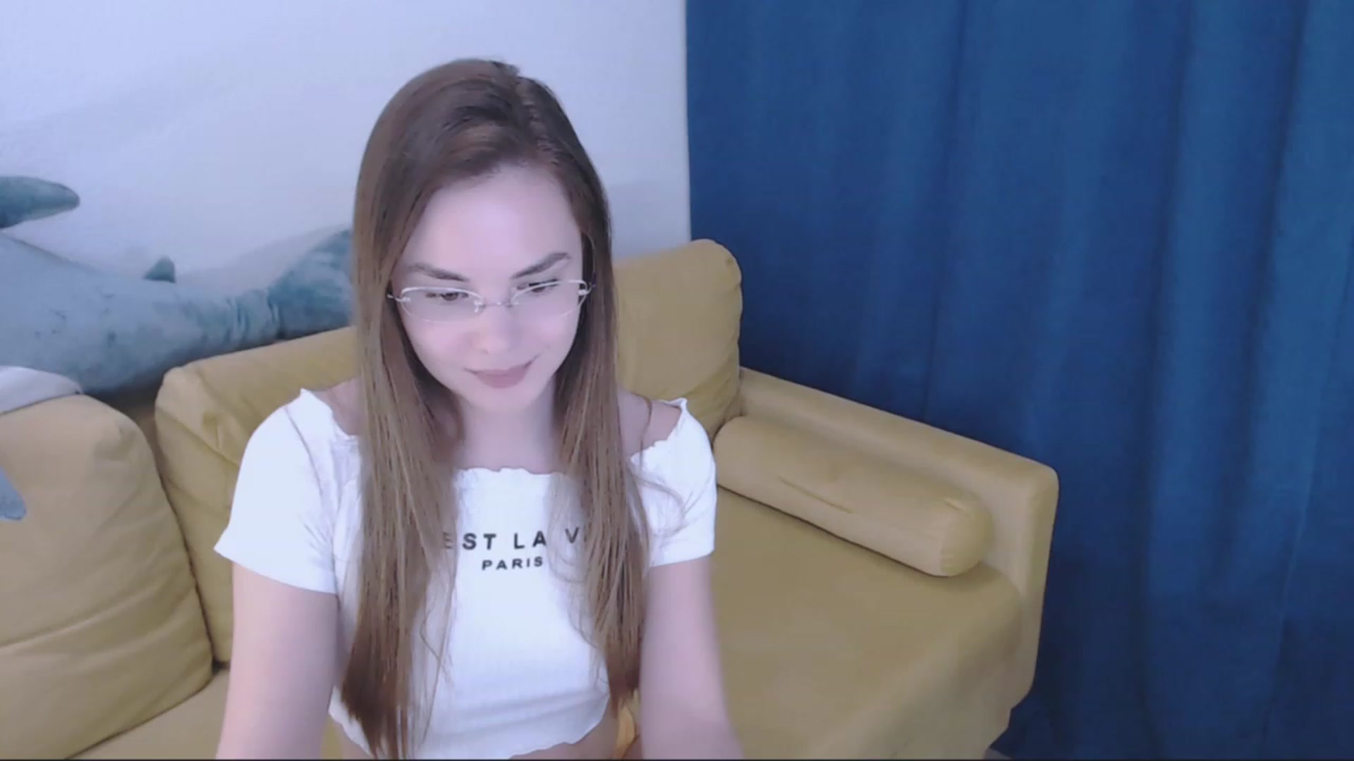 Gallery image thumbnail from NewTeen1999's myfreecams stream on, 05/02/2023, 18:59 image 6 of 20