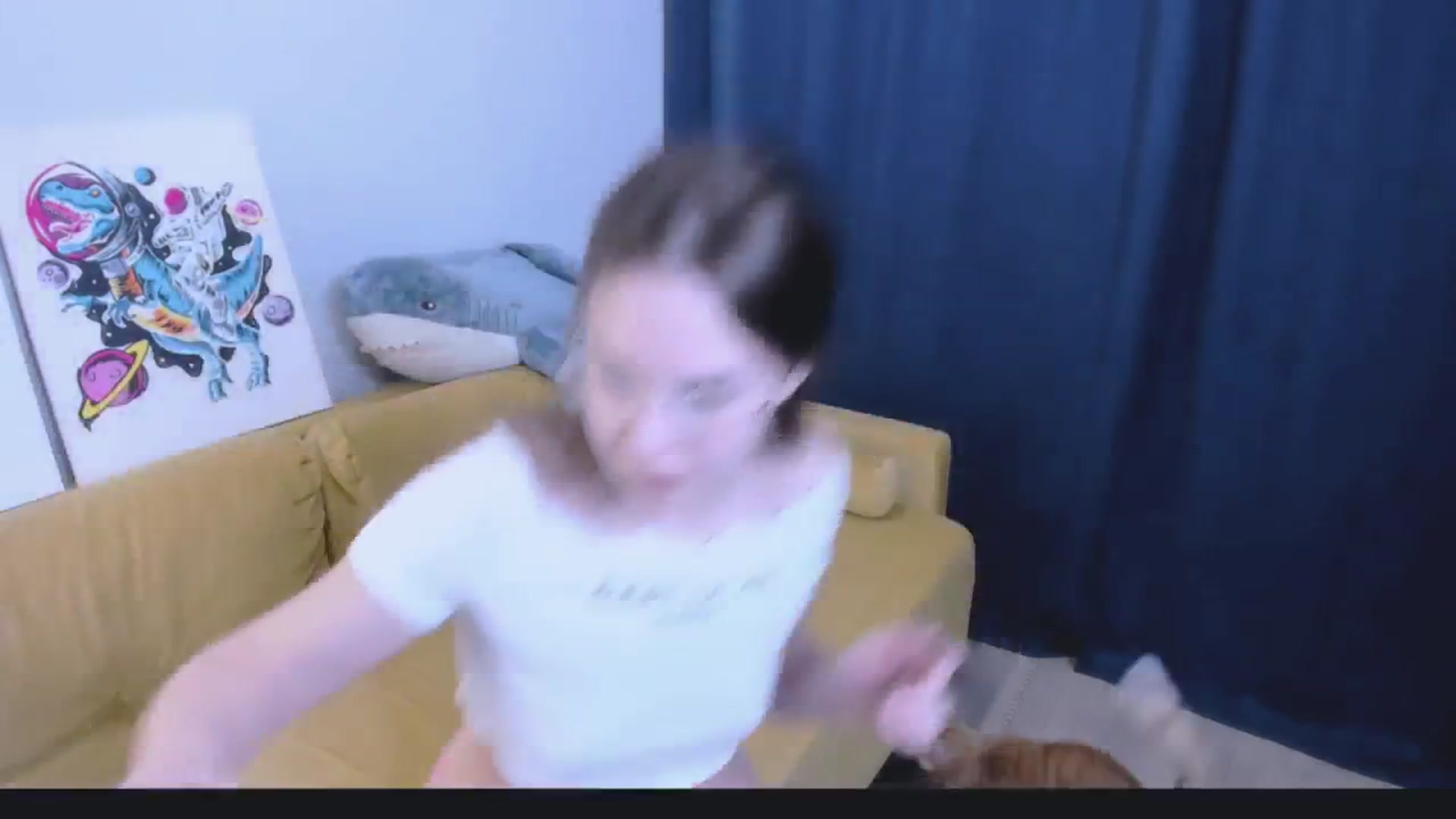 Gallery image thumbnail from NewTeen1999's myfreecams stream on, 04/27/2024, 19:17 image 13 of 20