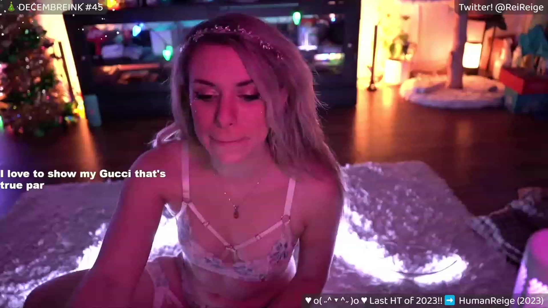 Gallery image thumbnail from NewYearBaby's myfreecams stream on, 01/01/2024, 11:18 image 8 of 20