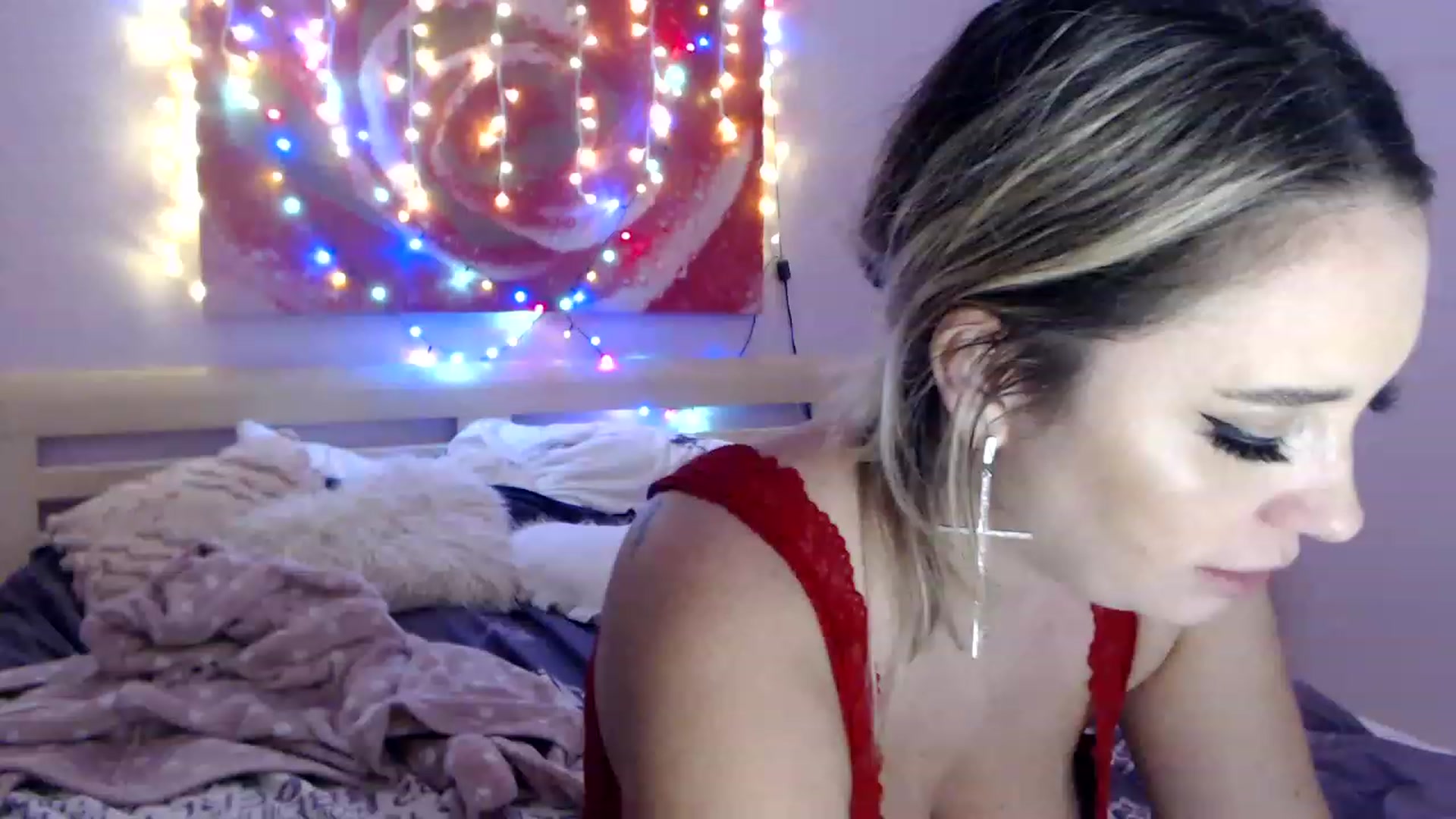 Gallery image thumbnail from New_Crinna's myfreecams stream on, 11/15/2022, 14:22 image 11 of 20