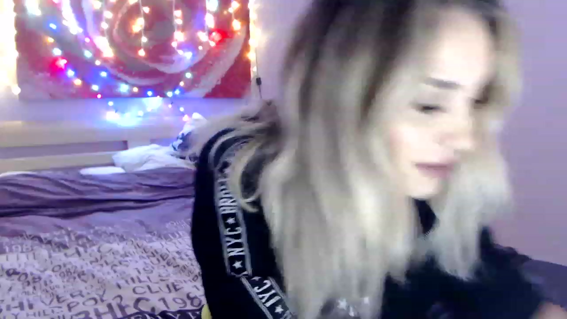 Gallery image thumbnail from New_Crinna's myfreecams stream on, 11/22/2022, 13:52 image 4 of 20