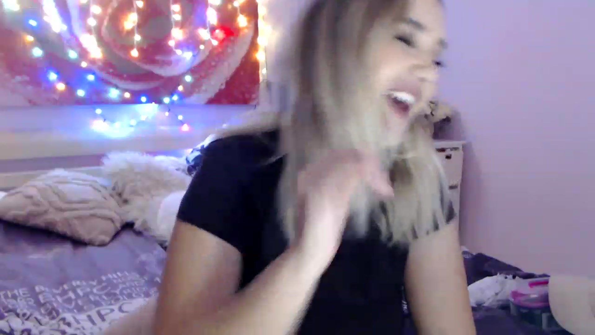 Gallery image thumbnail from New_Crinna's myfreecams stream on, 11/22/2022, 13:52 image 19 of 20