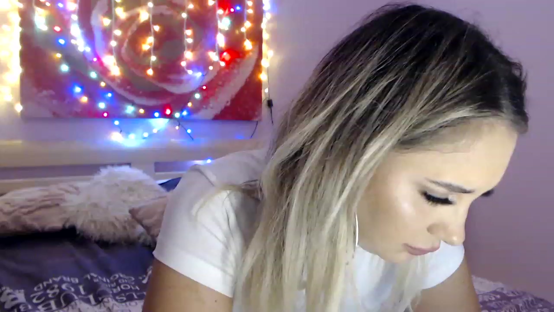 Gallery image thumbnail from New_Crinna's myfreecams stream on, 11/23/2022, 12:04 image 5 of 20