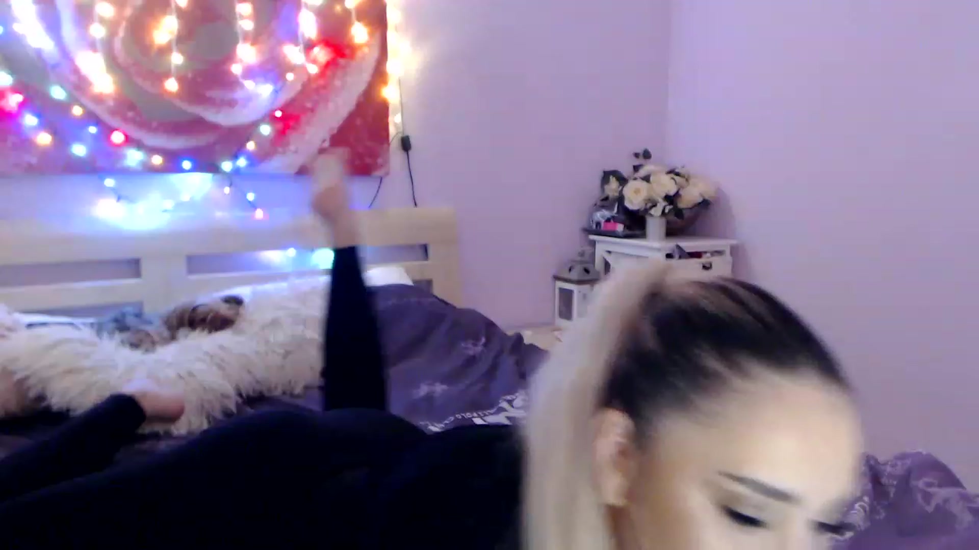Gallery image thumbnail from New_Crinna's myfreecams stream on, 11/24/2022, 12:09 image 3 of 20
