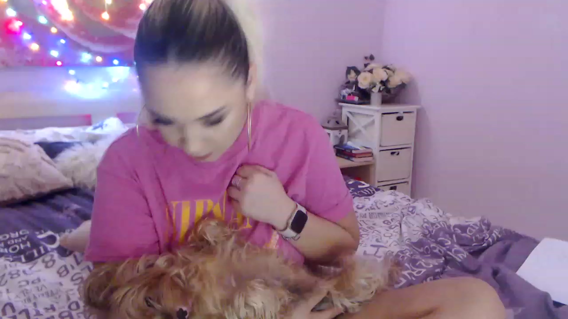 Gallery image thumbnail from New_Crinna's myfreecams stream on, 11/25/2022, 11:07 image 16 of 20