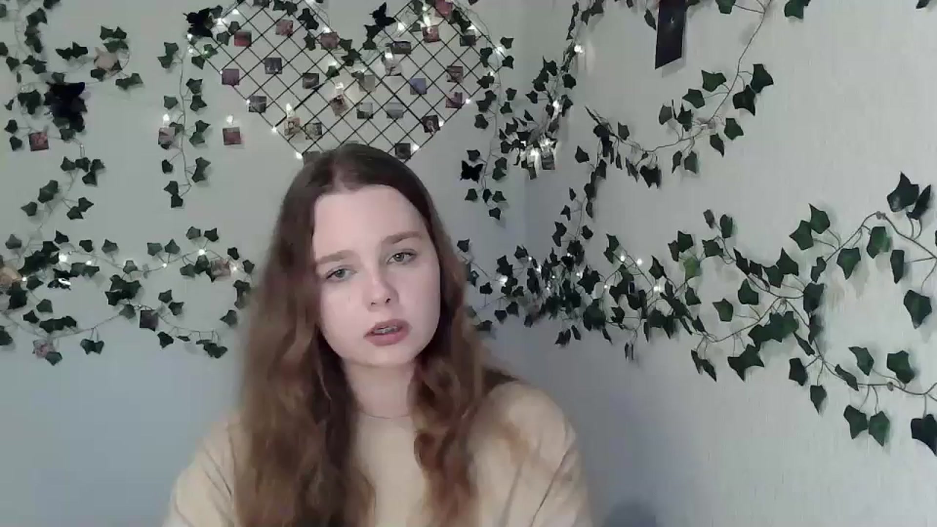 Gallery image thumbnail from New_Lina's myfreecams stream on, 11/05/2023, 14:09 image 15 of 20