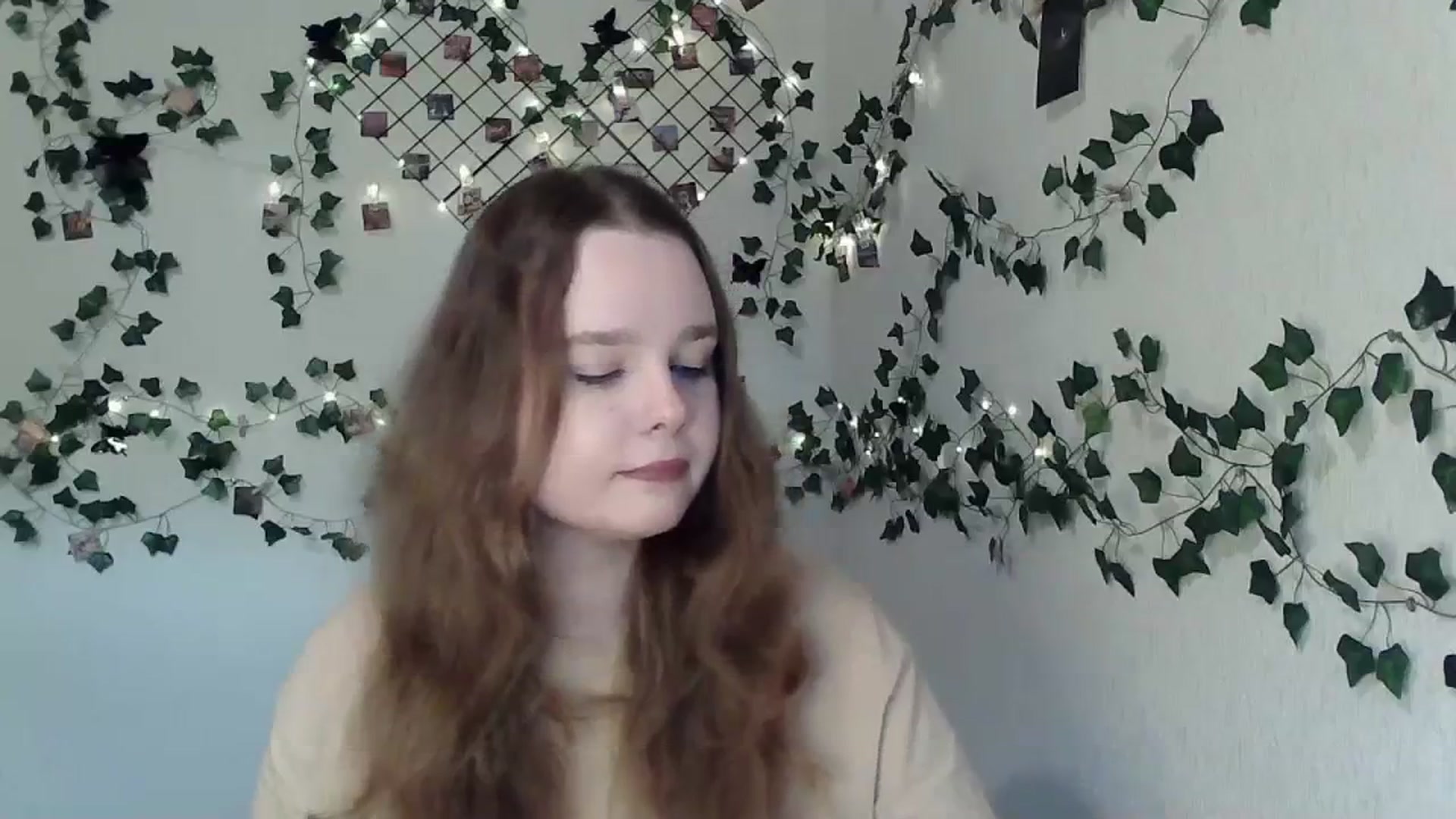 Gallery image thumbnail from New_Lina's myfreecams stream on, 11/05/2023, 14:09 image 3 of 20