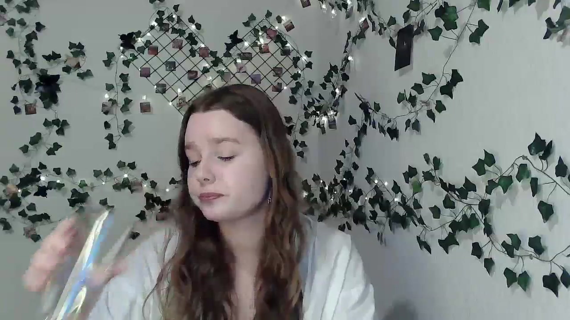 Gallery image thumbnail from New_Lina's myfreecams stream on, 11/10/2023, 16:38 image 14 of 20