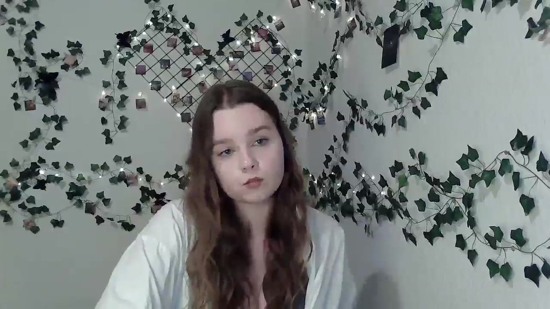 Gallery image thumbnail from New_Lina's myfreecams stream on, 11/10/2023, 16:38 image 15 of 20