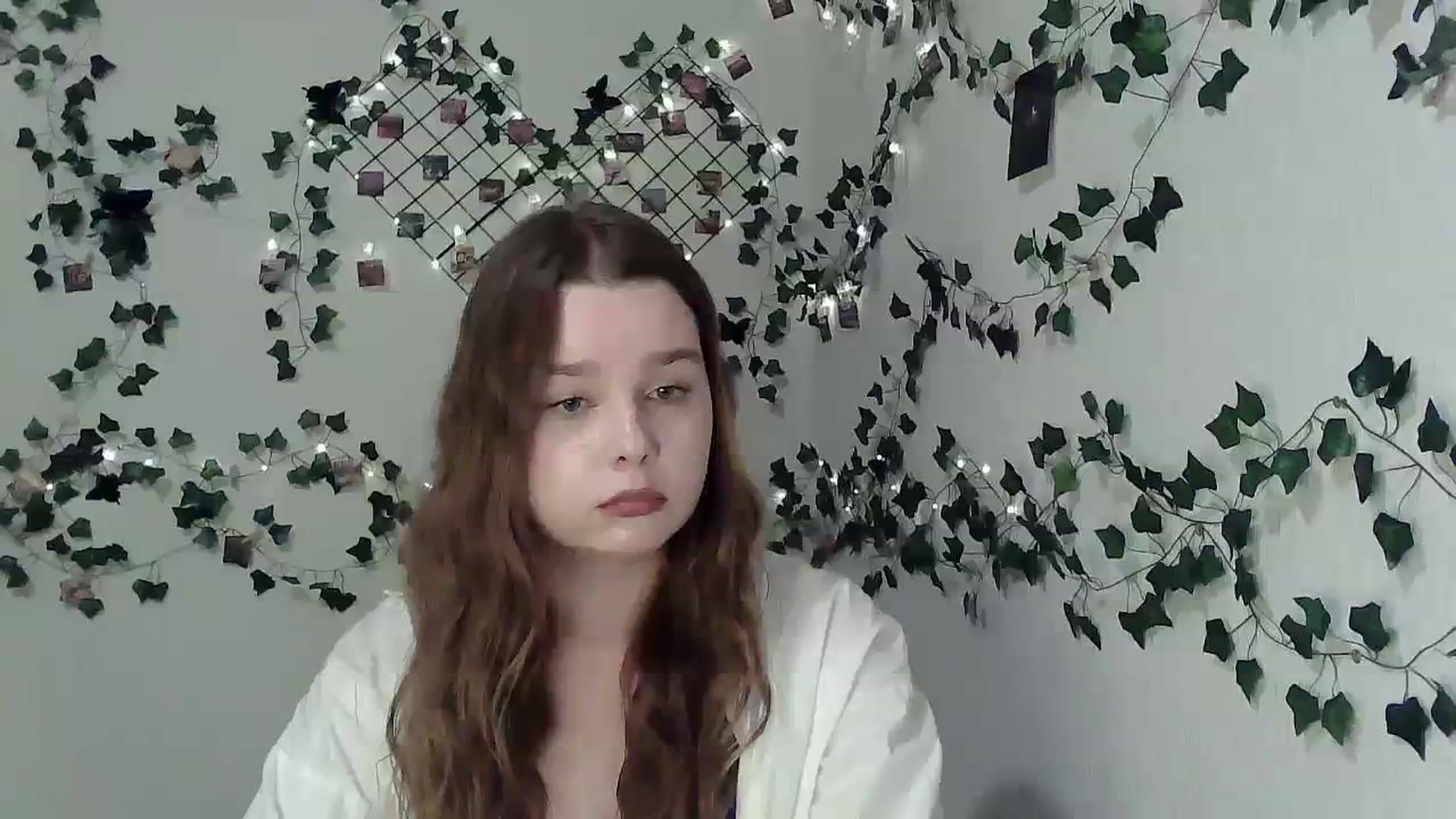 Gallery image thumbnail from New_Lina's myfreecams stream on, 11/10/2023, 16:38 image 6 of 20