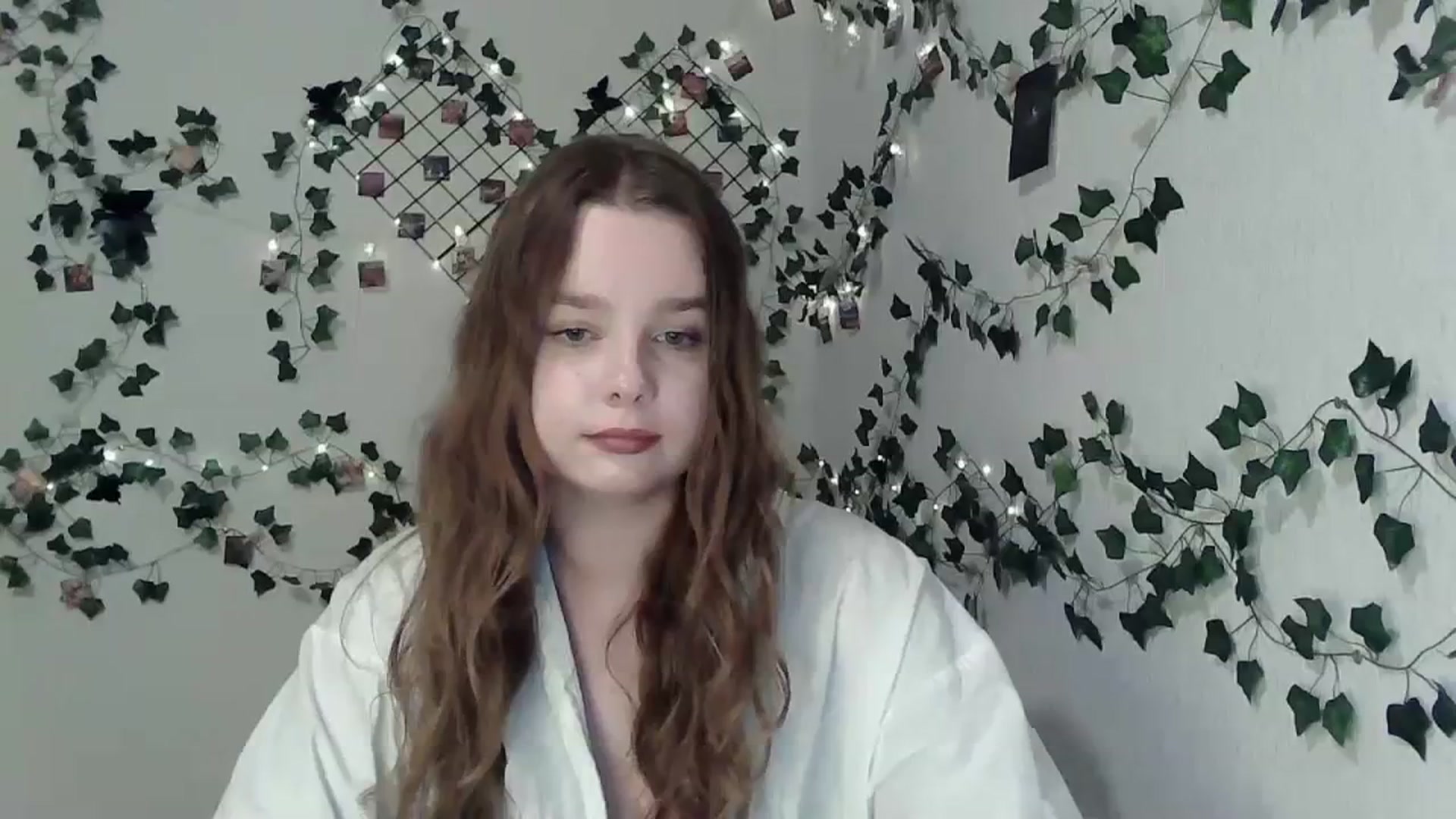 Gallery image thumbnail from New_Lina's myfreecams stream on, 11/10/2023, 16:38 image 18 of 20
