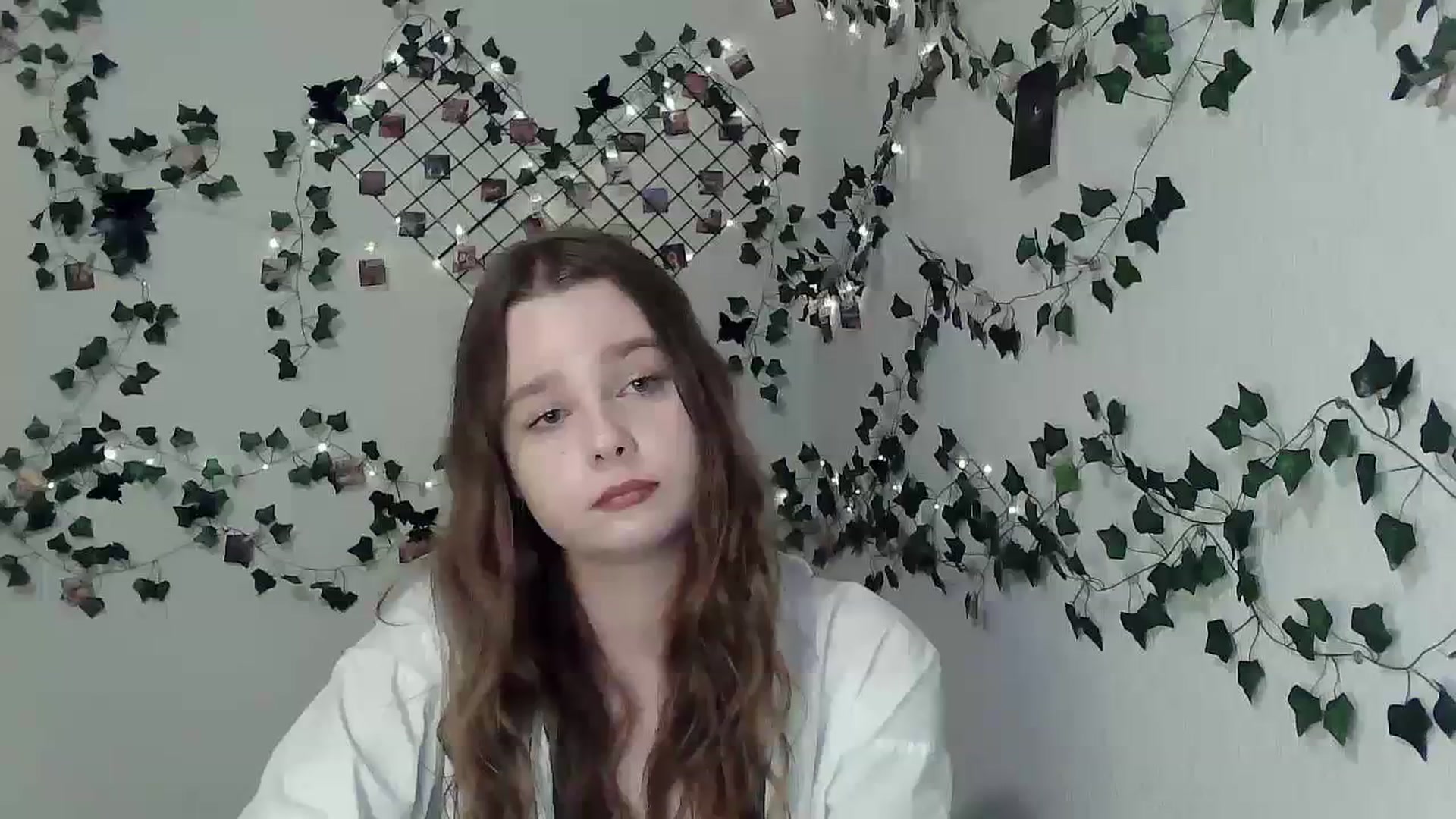 Gallery image thumbnail from New_Lina's myfreecams stream on, 11/10/2023, 16:58 image 12 of 20