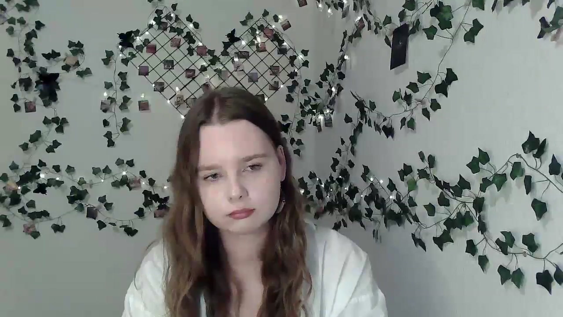 Gallery image thumbnail from New_Lina's myfreecams stream on, 11/10/2023, 16:58 image 15 of 20