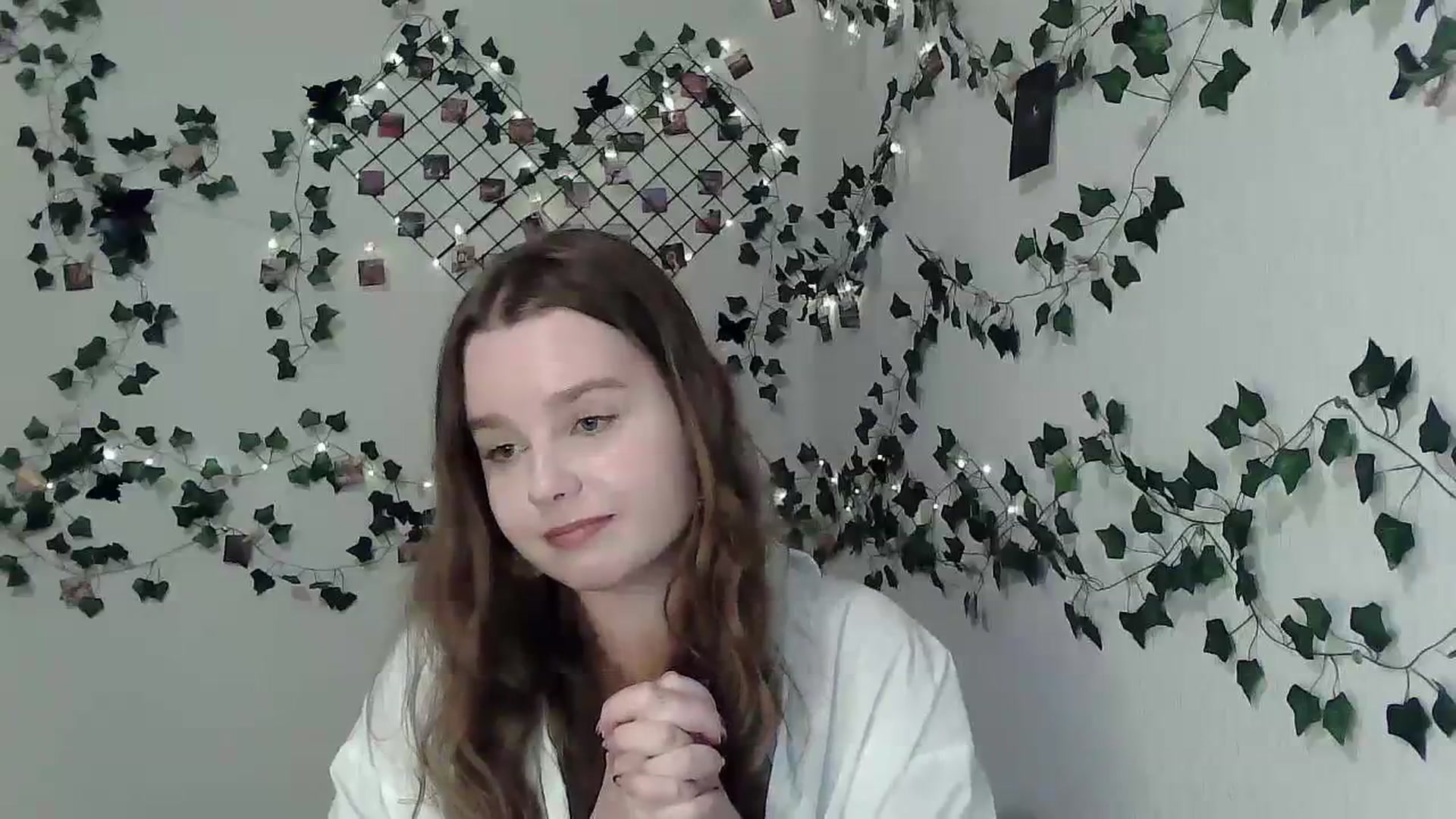 Gallery image thumbnail from New_Lina's myfreecams stream on, 11/10/2023, 16:58 image 7 of 20