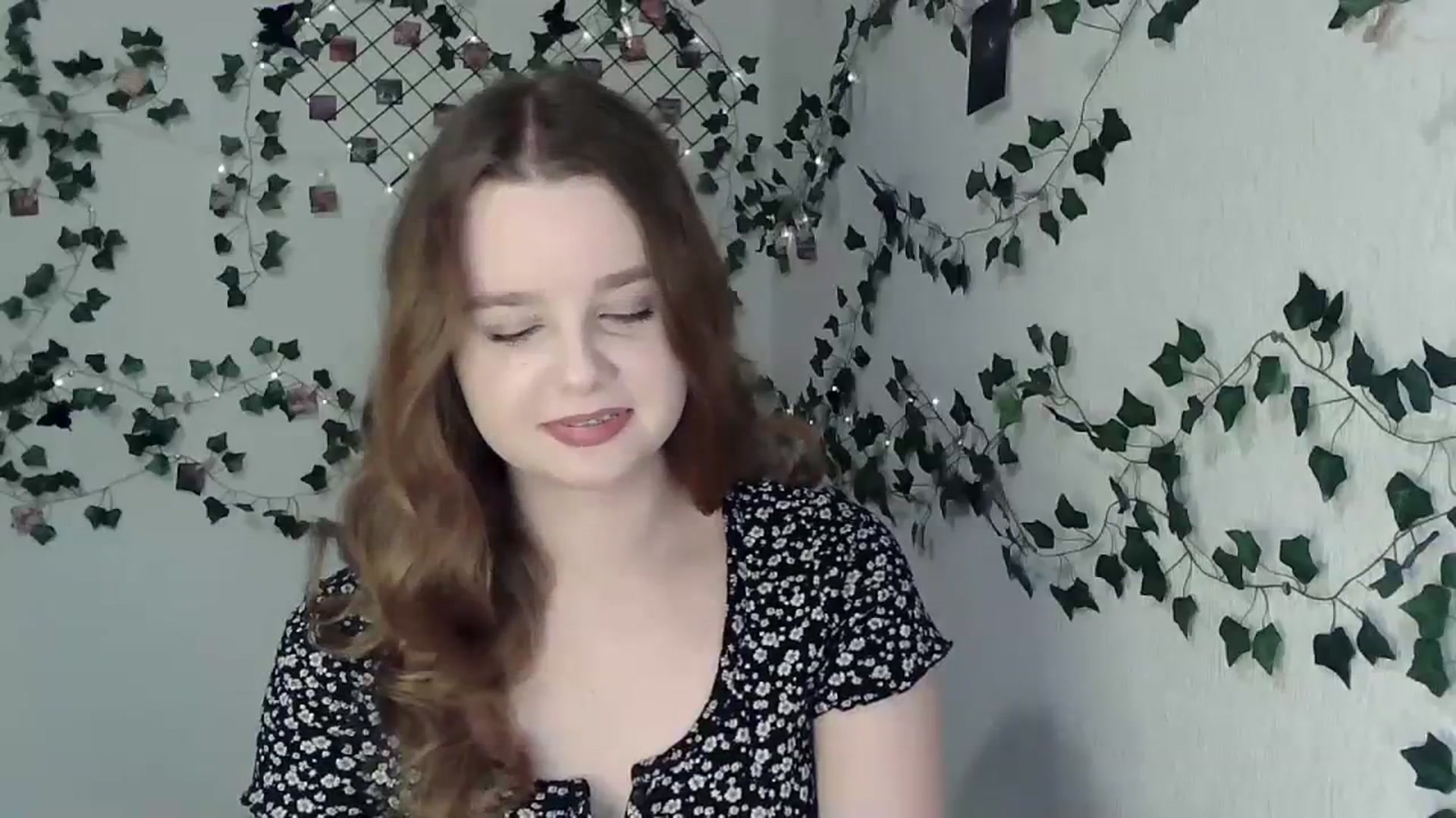 Gallery image thumbnail from New_Lina's myfreecams stream on, 11/22/2023, 12:29 image 4 of 20