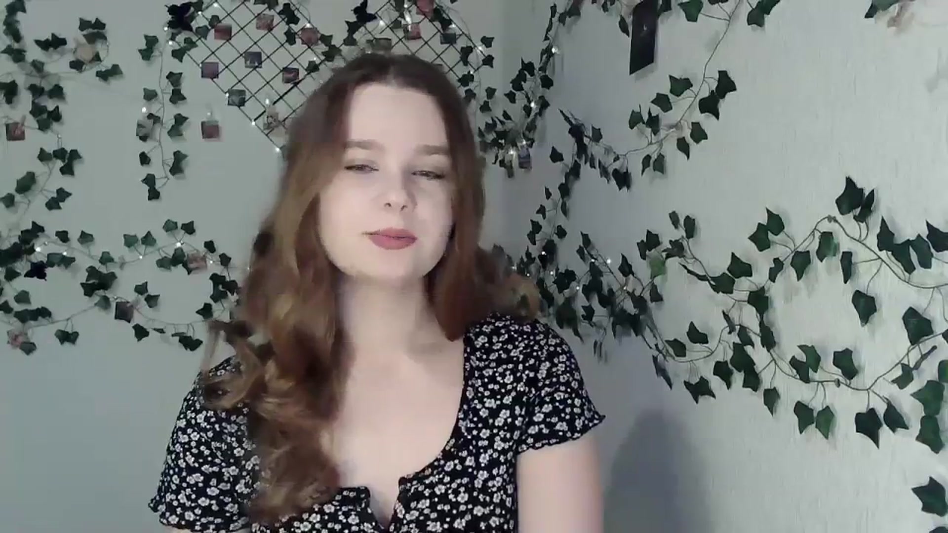 Gallery image thumbnail from New_Lina's myfreecams stream on, 11/22/2023, 12:29 image 5 of 20
