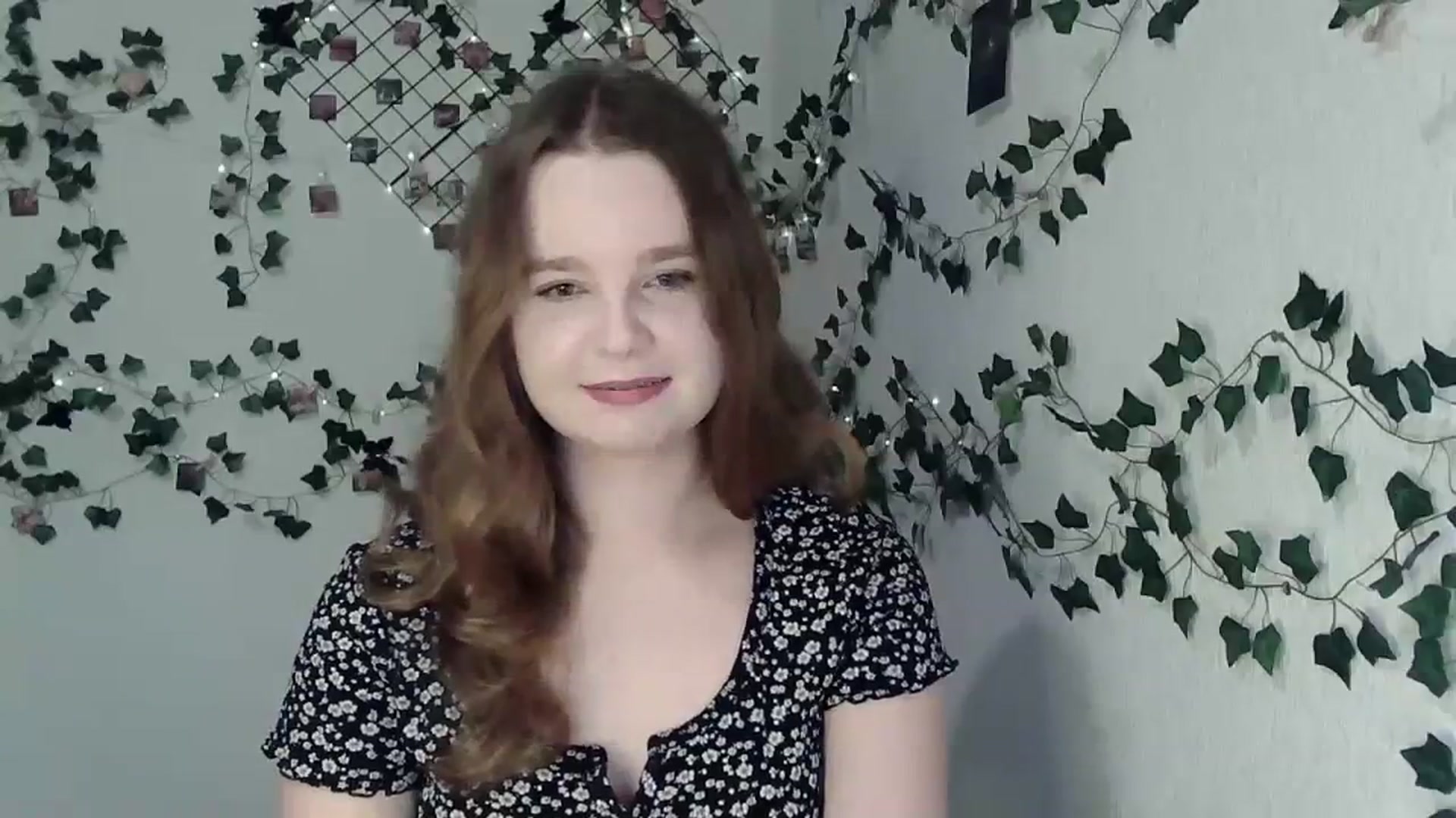 Gallery image thumbnail from New_Lina's myfreecams stream on, 11/22/2023, 12:29 image 6 of 20