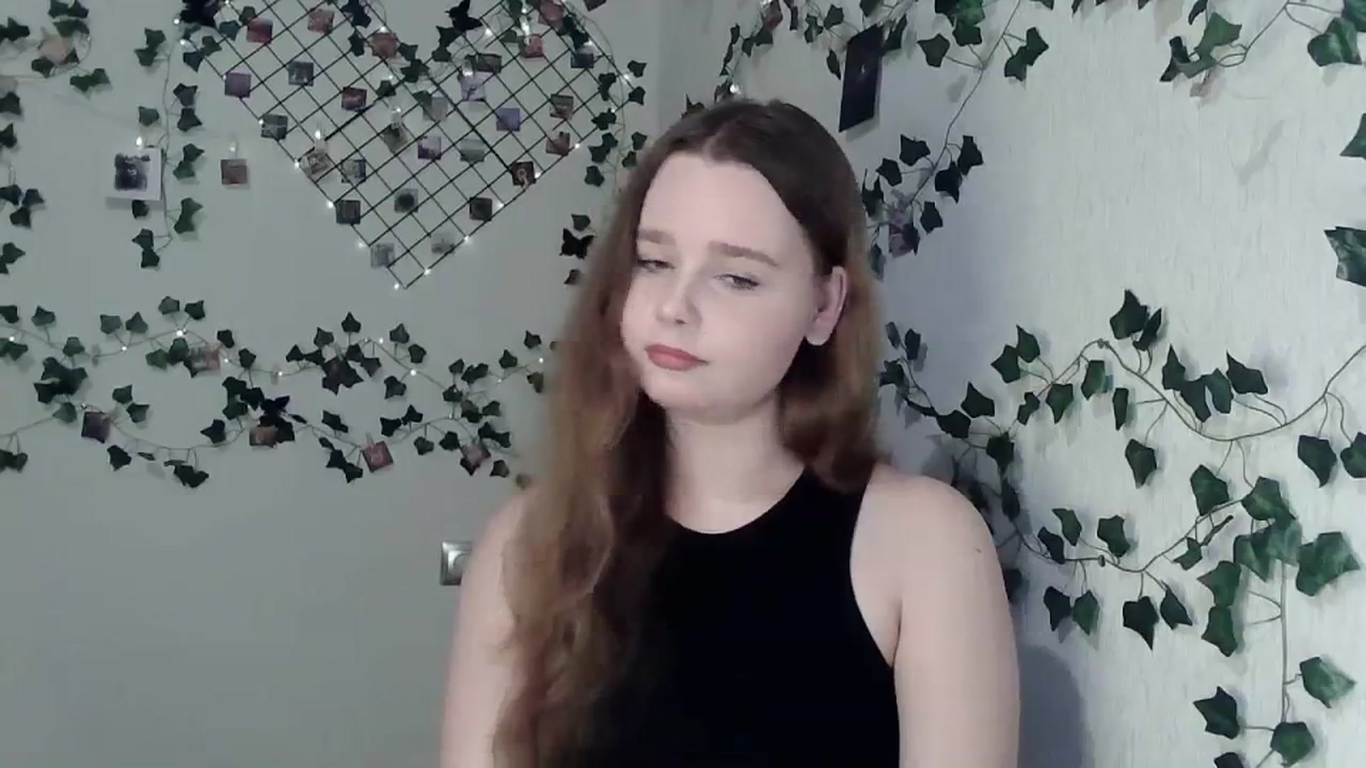 Gallery image thumbnail from New_Lina's myfreecams stream on, 11/26/2023, 13:13 image 16 of 20