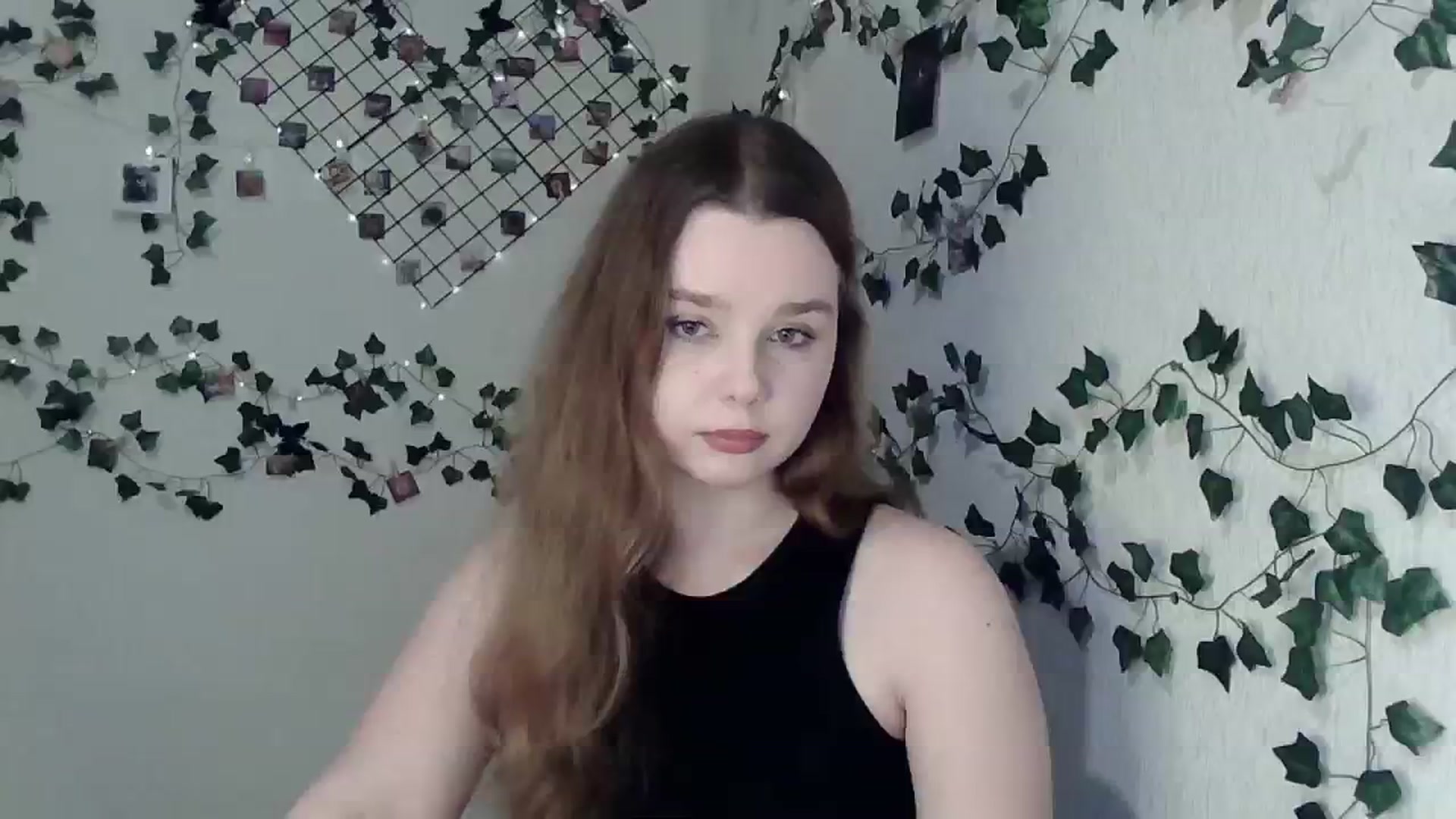 Gallery image thumbnail from New_Lina's myfreecams stream on, 11/26/2023, 13:13 image 14 of 20