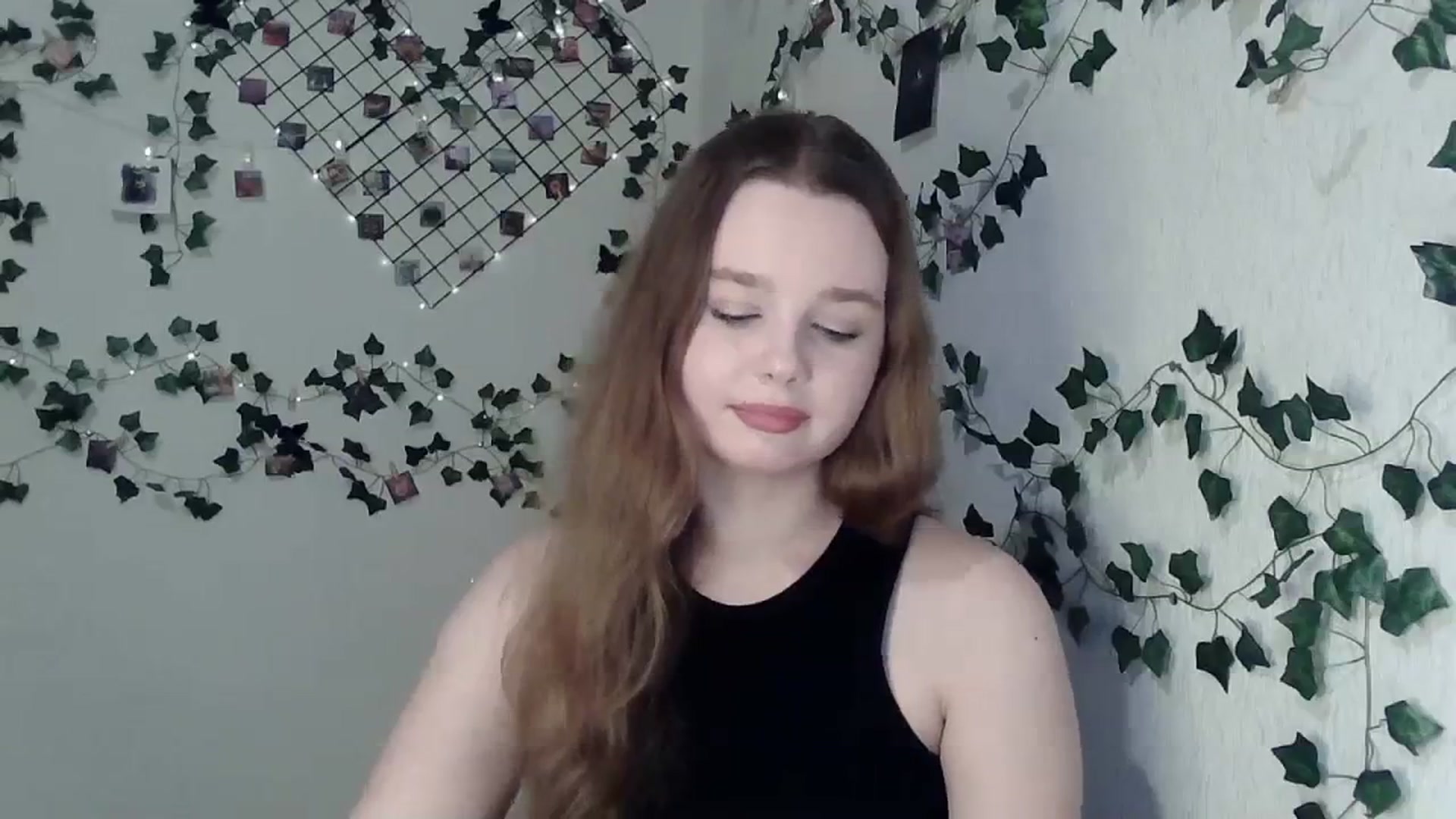 Gallery image thumbnail from New_Lina's myfreecams stream on, 11/26/2023, 13:13 image 2 of 20