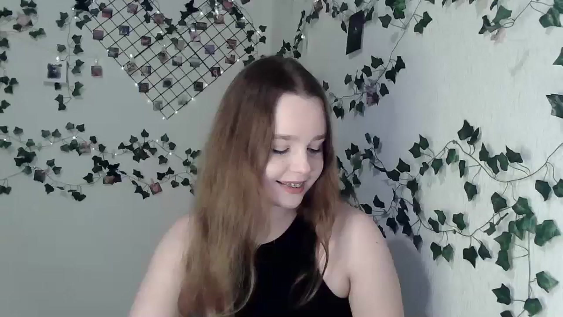 Gallery image thumbnail from New_Lina's myfreecams stream on, 11/26/2023, 14:31 image 1 of 20
