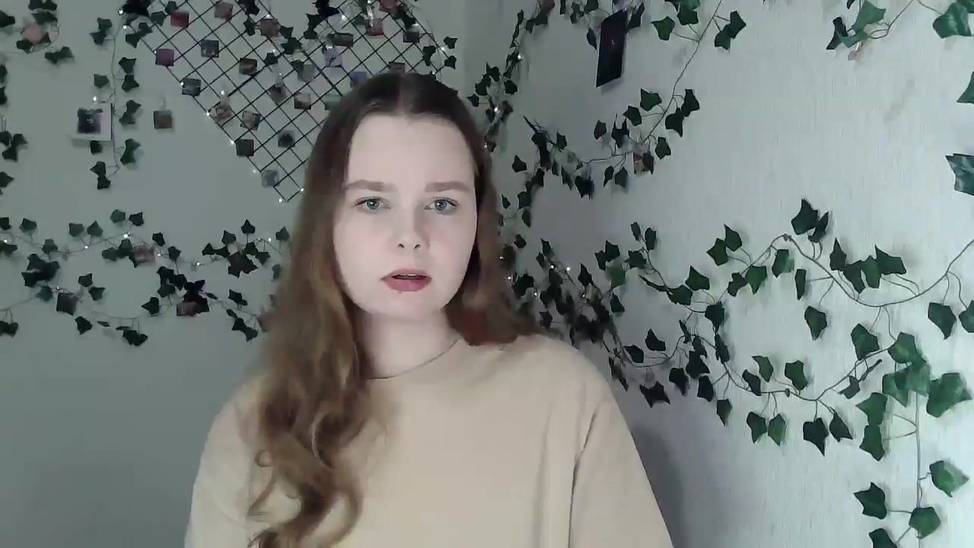 Gallery image thumbnail from New_Lina's myfreecams stream on, 12/03/2023, 21:02 image 2 of 20