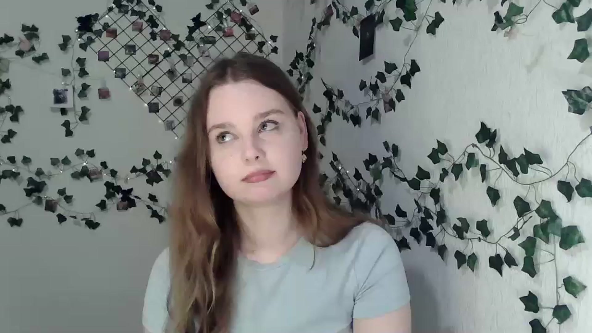 Gallery image thumbnail from New_Lina's myfreecams stream on, 12/16/2023, 21:45 image 1 of 20