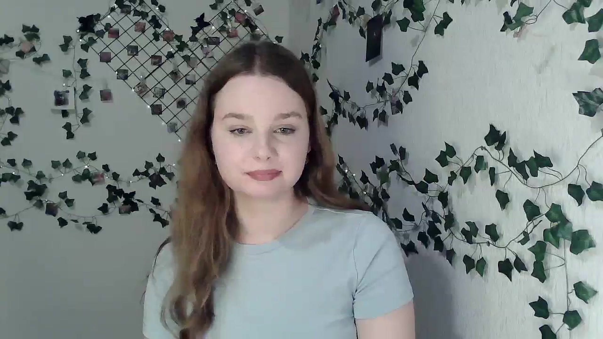 Gallery image thumbnail from New_Lina's myfreecams stream on, 12/16/2023, 21:45 image 10 of 20