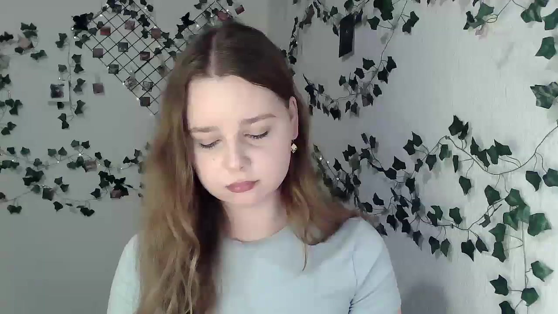 Gallery image thumbnail from New_Lina's myfreecams stream on, 12/16/2023, 21:45 image 6 of 20