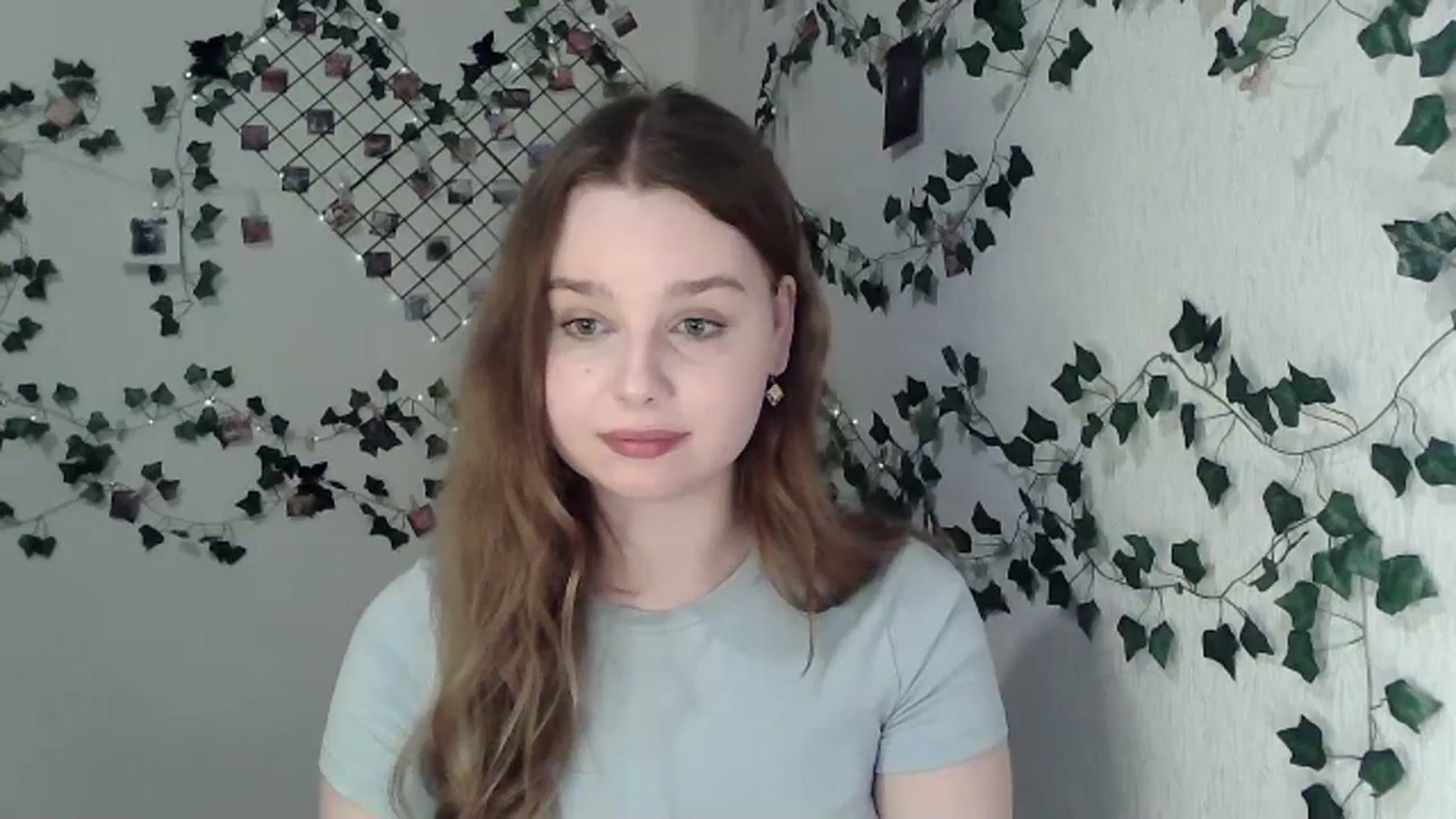 Gallery image thumbnail from New_Lina's myfreecams stream on, 12/16/2023, 21:45 image 4 of 20