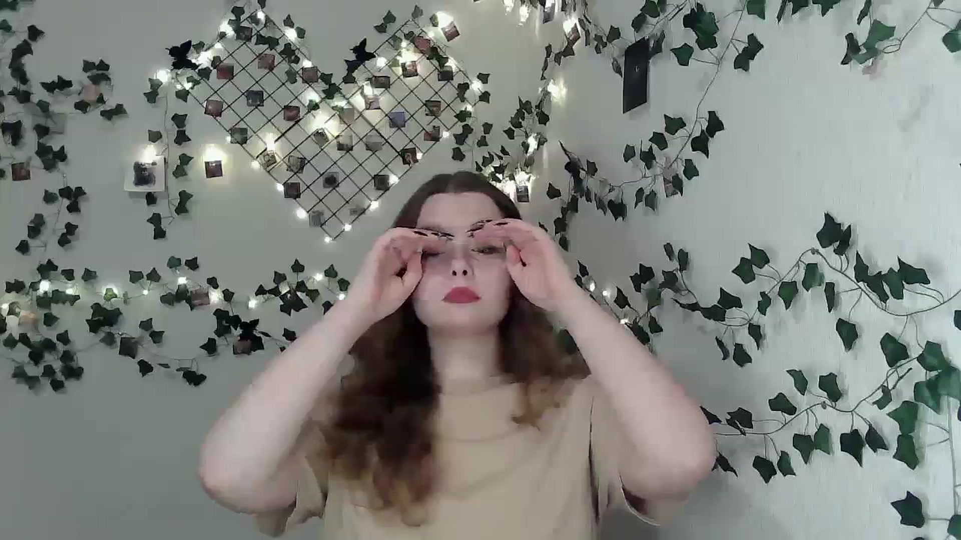Gallery image thumbnail from New_Lina's myfreecams stream on, 01/09/2024, 17:34 image 2 of 20