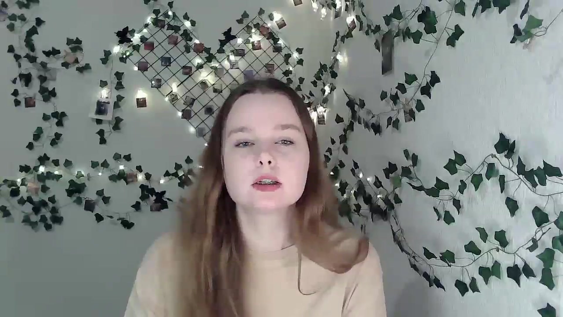 Gallery image thumbnail from New_Lina's myfreecams stream on, 01/14/2024, 15:21 image 17 of 20