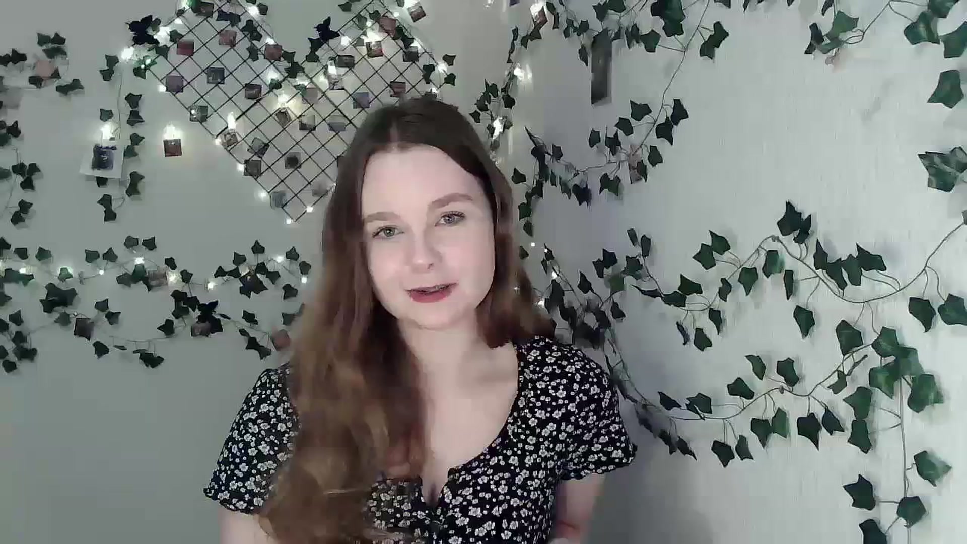 Gallery image thumbnail from New_Lina's myfreecams stream on, 01/31/2024, 18:09 image 17 of 20