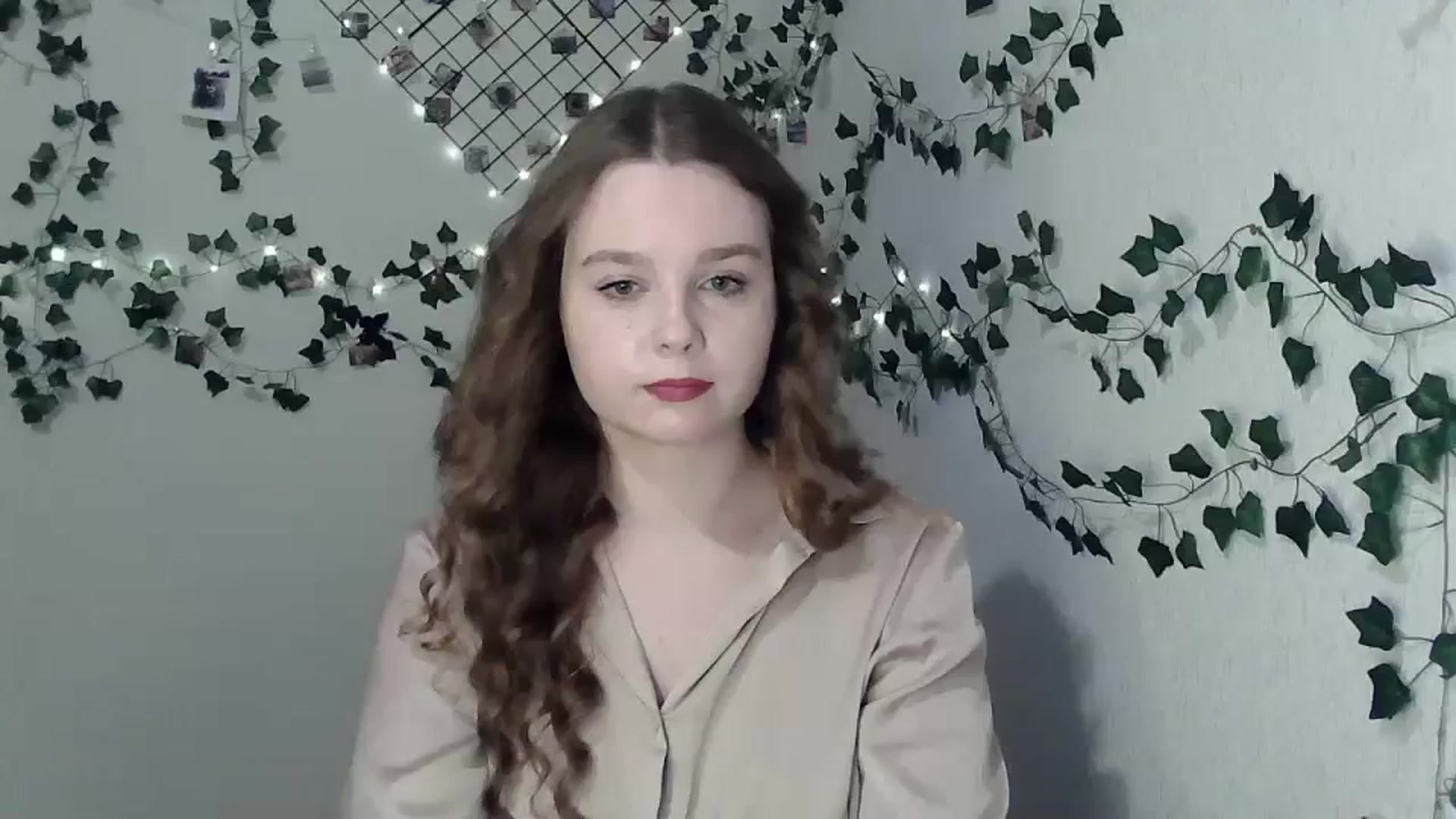 Gallery image thumbnail from New_Lina's myfreecams stream on, 02/13/2024, 19:40 image 14 of 20