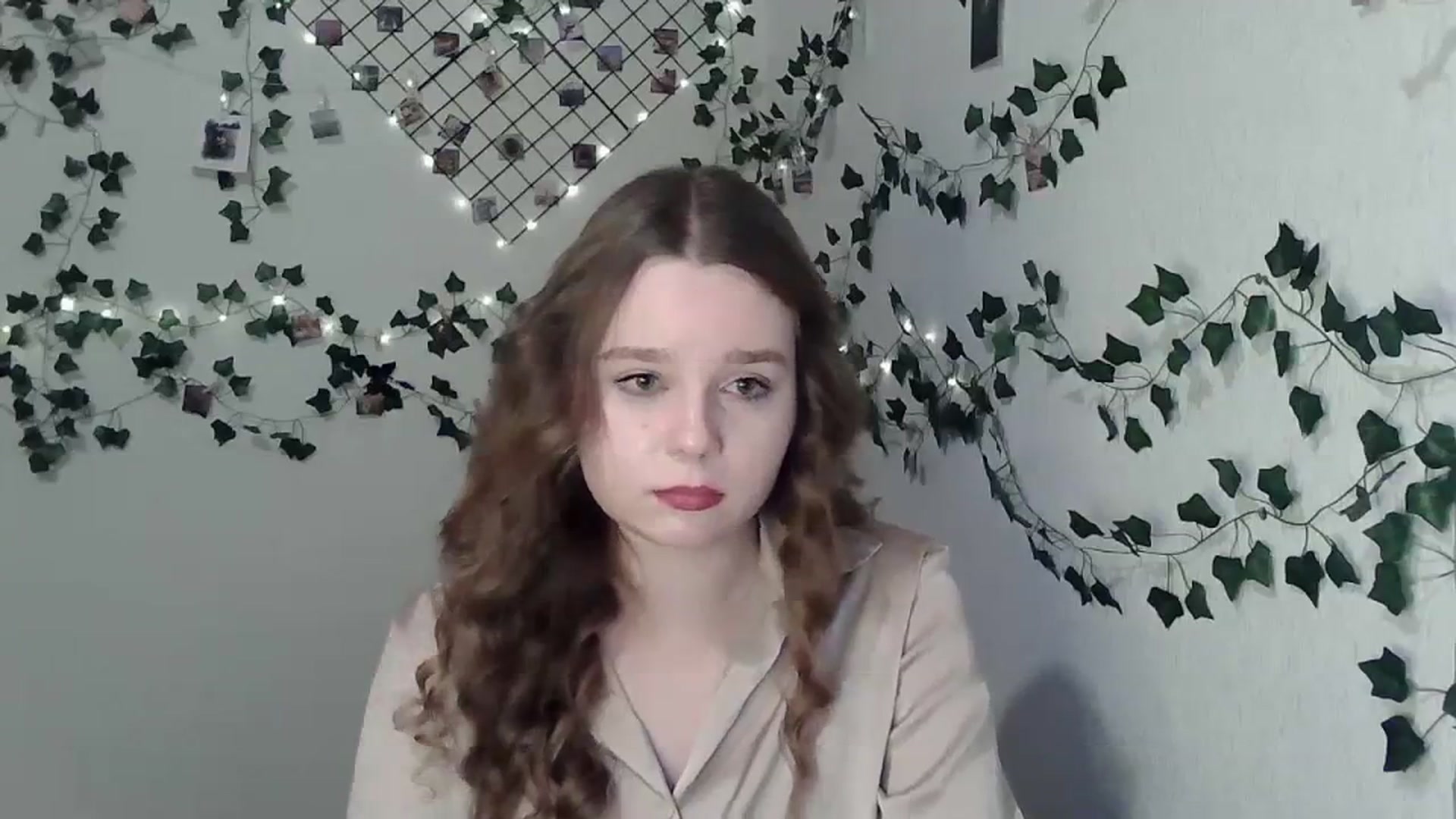 Gallery image thumbnail from New_Lina's myfreecams stream on, 02/13/2024, 21:27 image 7 of 20