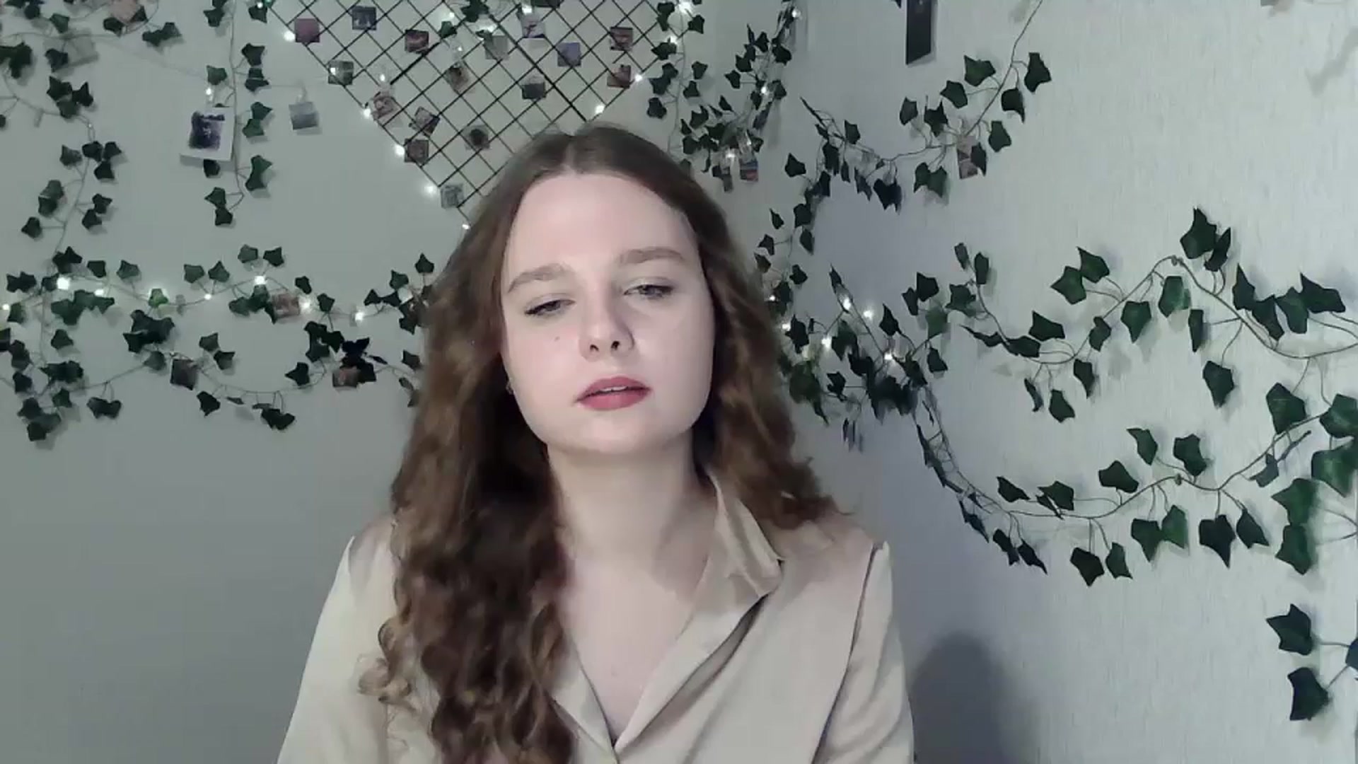 Gallery image thumbnail from New_Lina's myfreecams stream on, 02/13/2024, 21:27 image 15 of 20