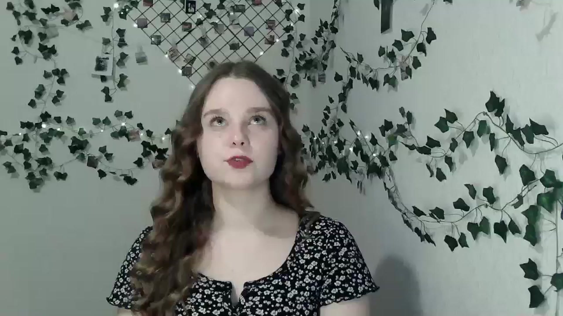 Gallery image thumbnail from New_Lina's myfreecams stream on, 02/16/2024, 21:35 image 14 of 20