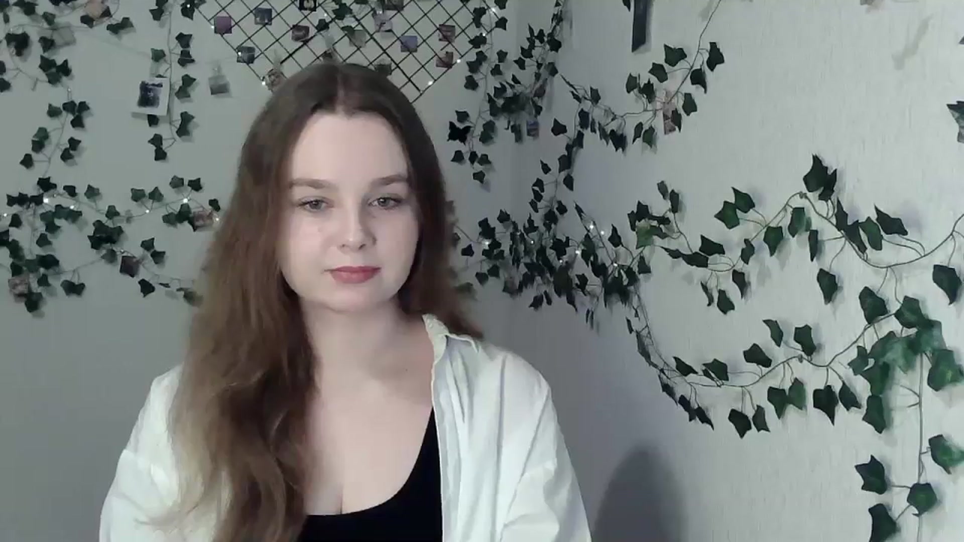 Gallery image thumbnail from New_Lina's myfreecams stream on, 02/26/2024, 19:28 image 14 of 20