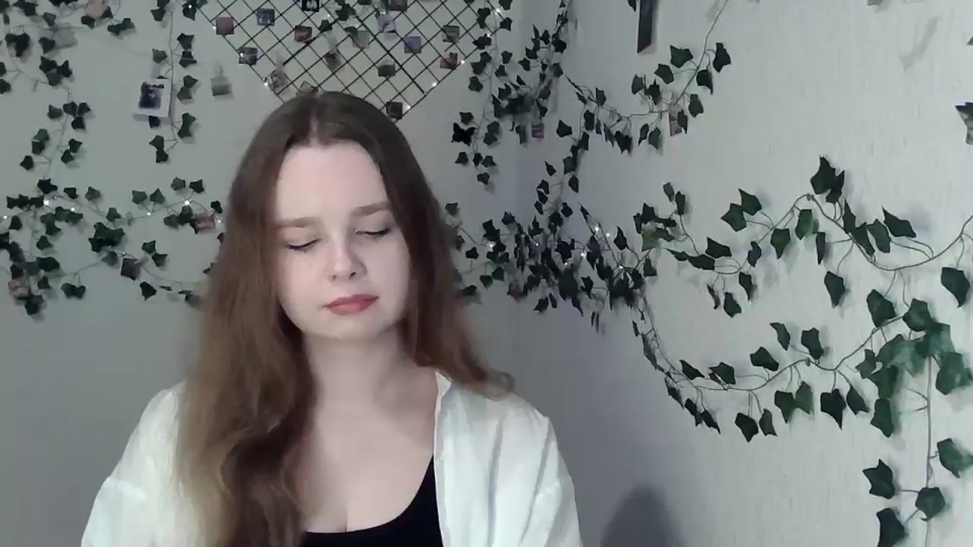 Gallery image thumbnail from New_Lina's myfreecams stream on, 02/26/2024, 19:28 image 7 of 20
