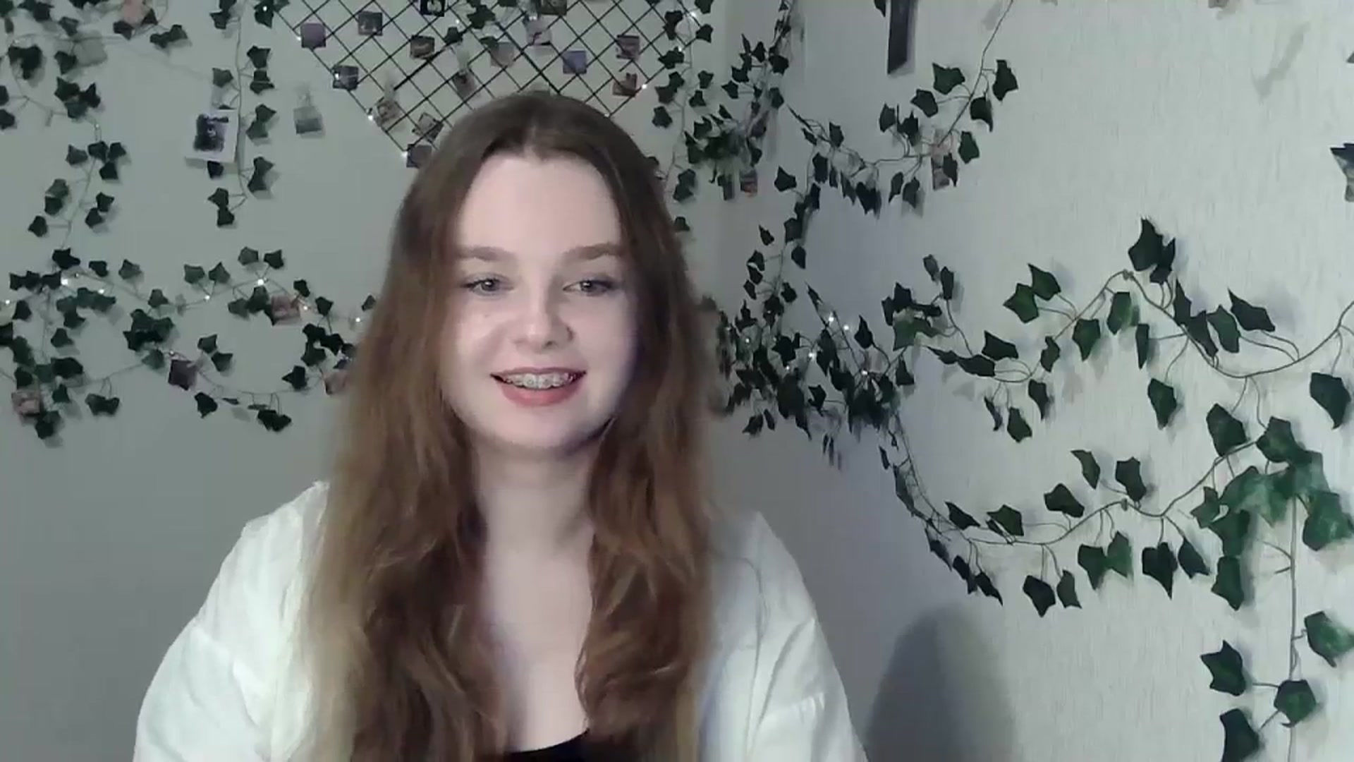 Gallery image thumbnail from New_Lina's myfreecams stream on, 02/26/2024, 19:28 image 13 of 20