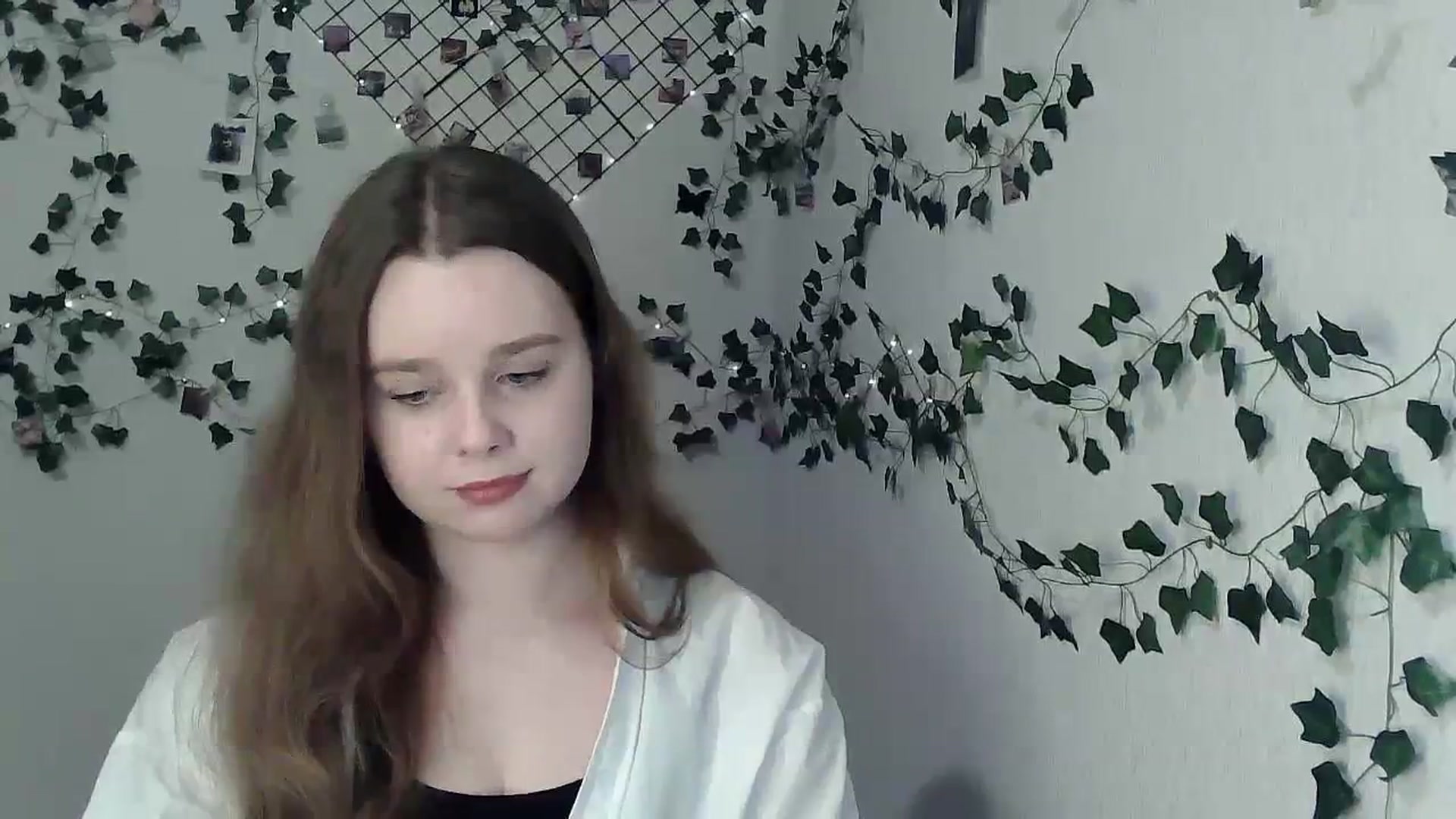 Gallery image thumbnail from New_Lina's myfreecams stream on, 02/26/2024, 21:14 image 3 of 20