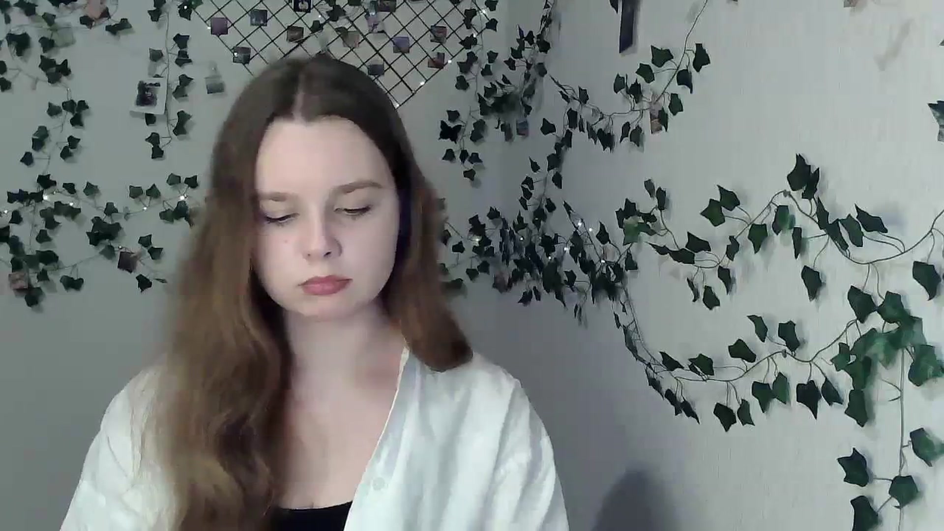 Gallery image thumbnail from New_Lina's myfreecams stream on, 02/26/2024, 21:14 image 9 of 20