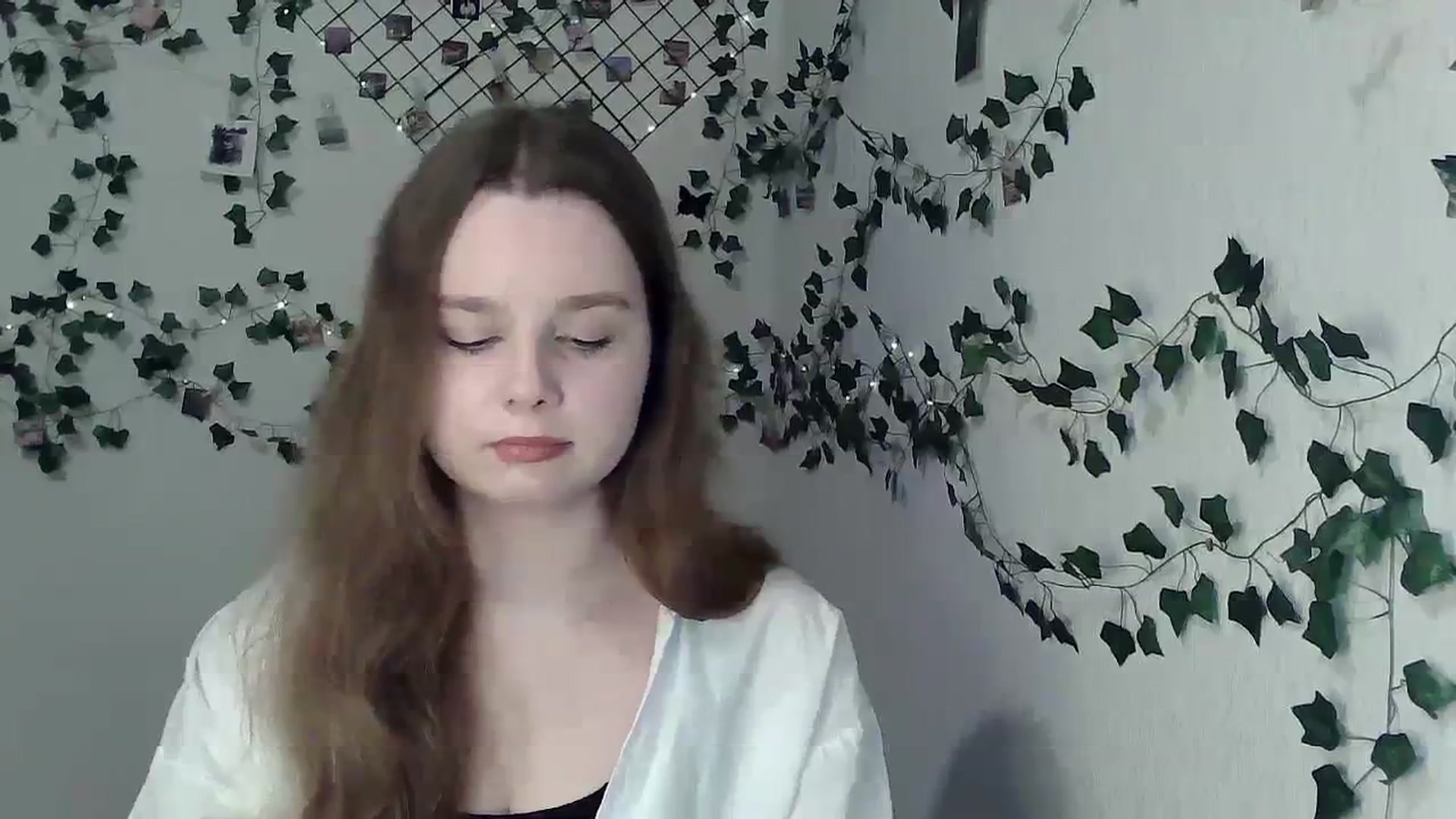 Gallery image thumbnail from New_Lina's myfreecams stream on, 02/26/2024, 21:14 image 12 of 20