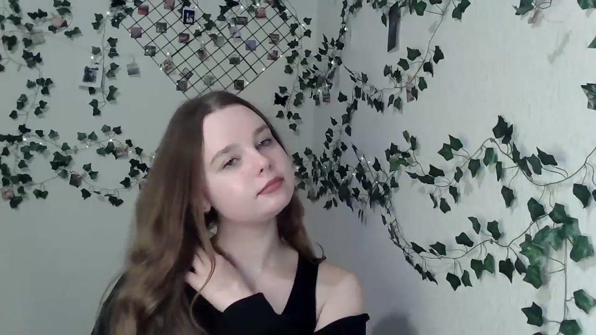 Gallery image thumbnail from New_Lina's myfreecams stream on, 02/29/2024, 22:28 image 20 of 20