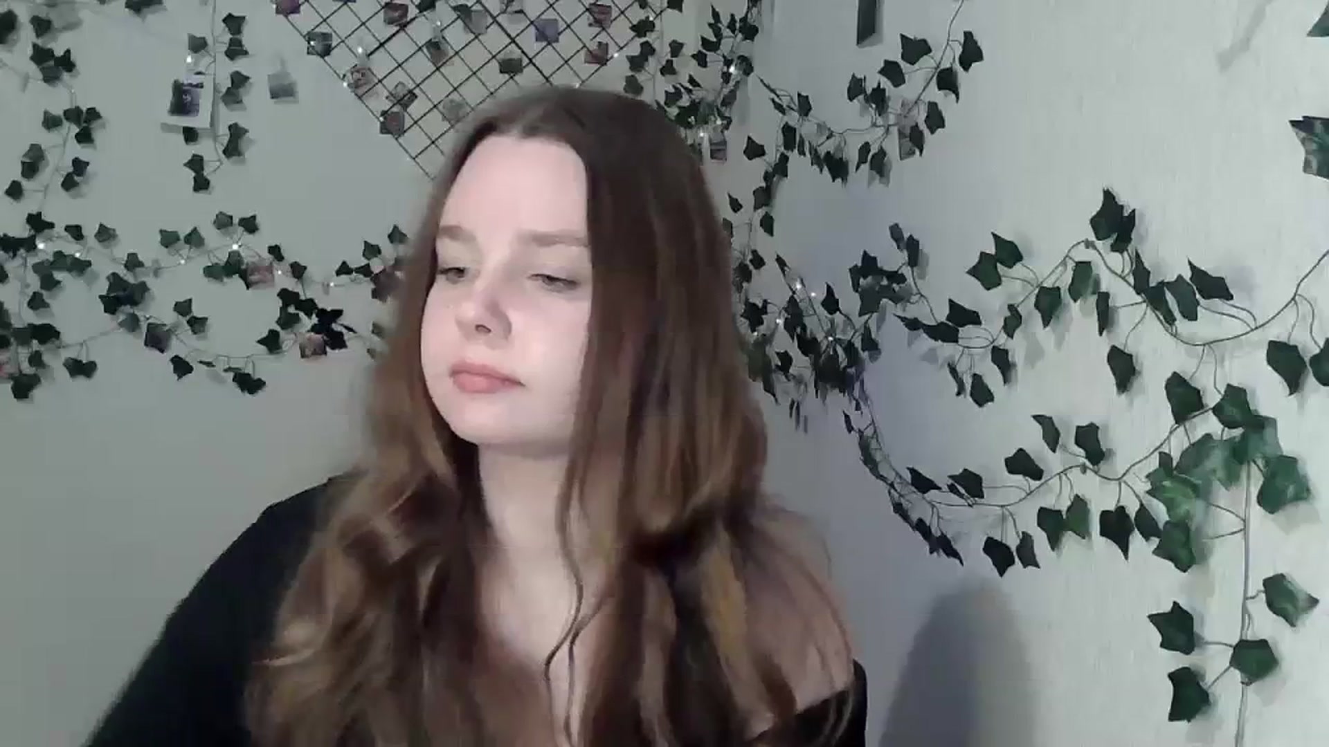 Gallery image thumbnail from New_Lina's myfreecams stream on, 02/29/2024, 22:28 image 7 of 20