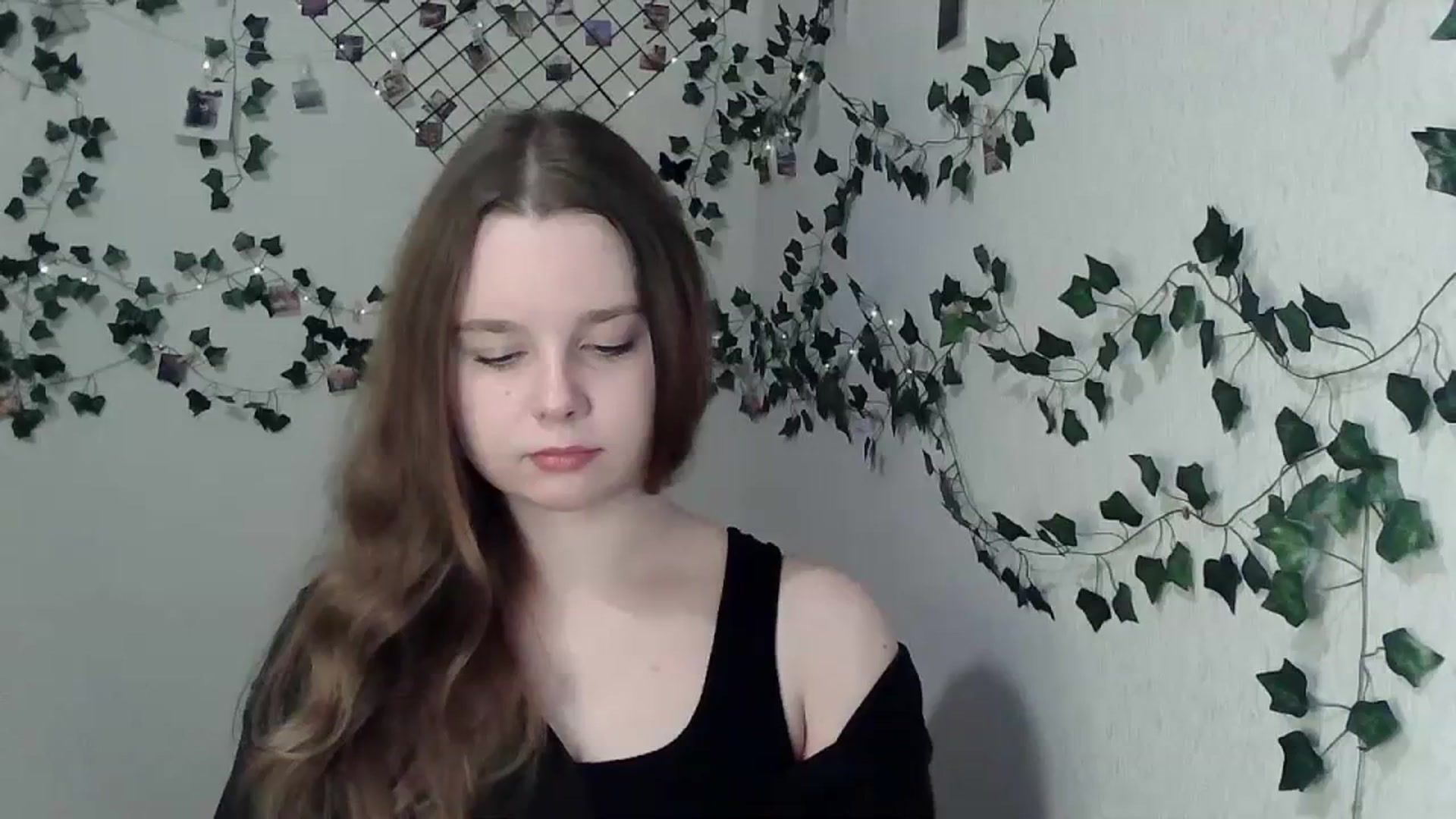 Gallery image thumbnail from New_Lina's myfreecams stream on, 02/29/2024, 22:28 image 2 of 20
